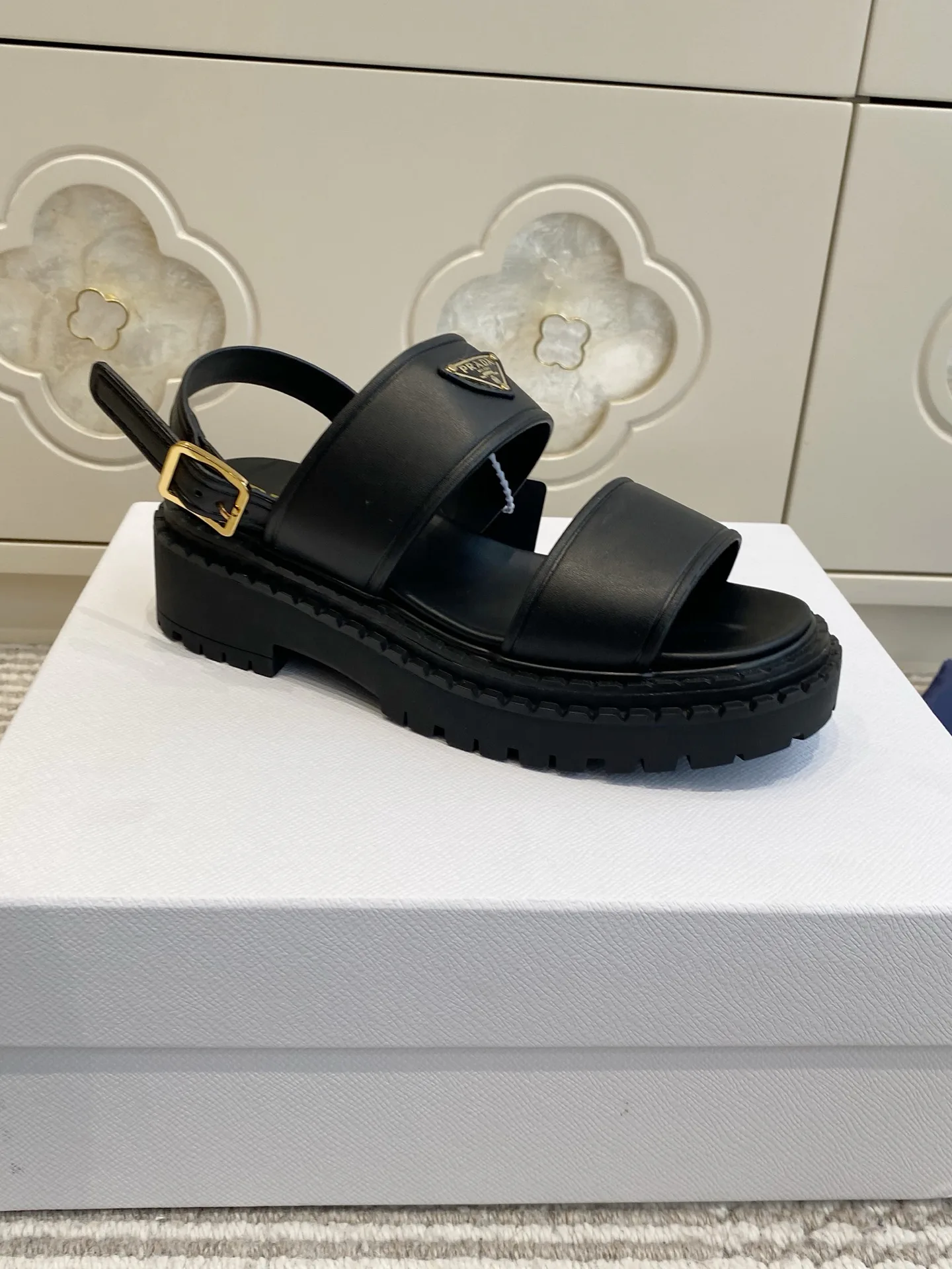 Сандалии Женские Prada 14147633