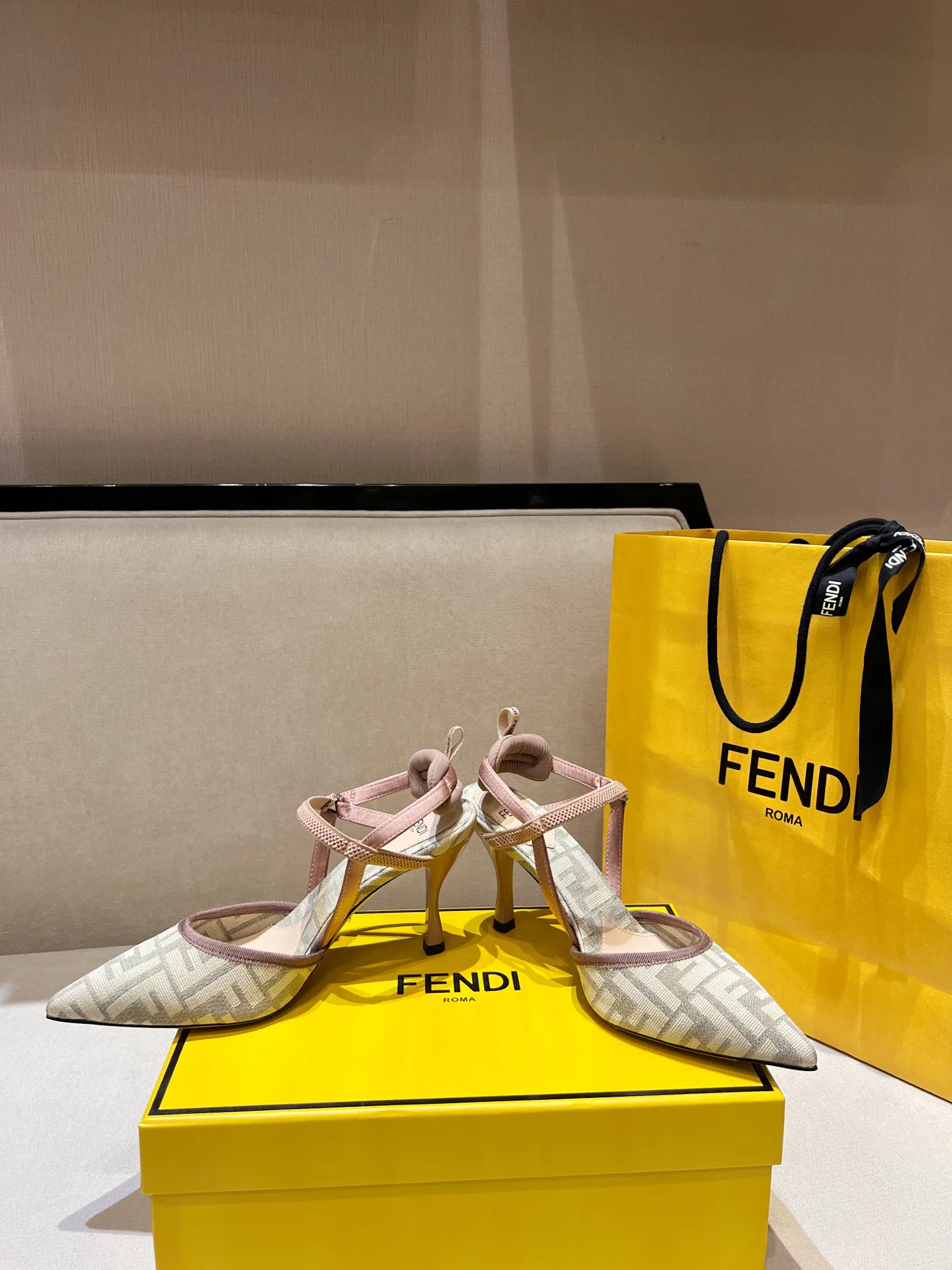 Туфли Женские Fendi 11209739