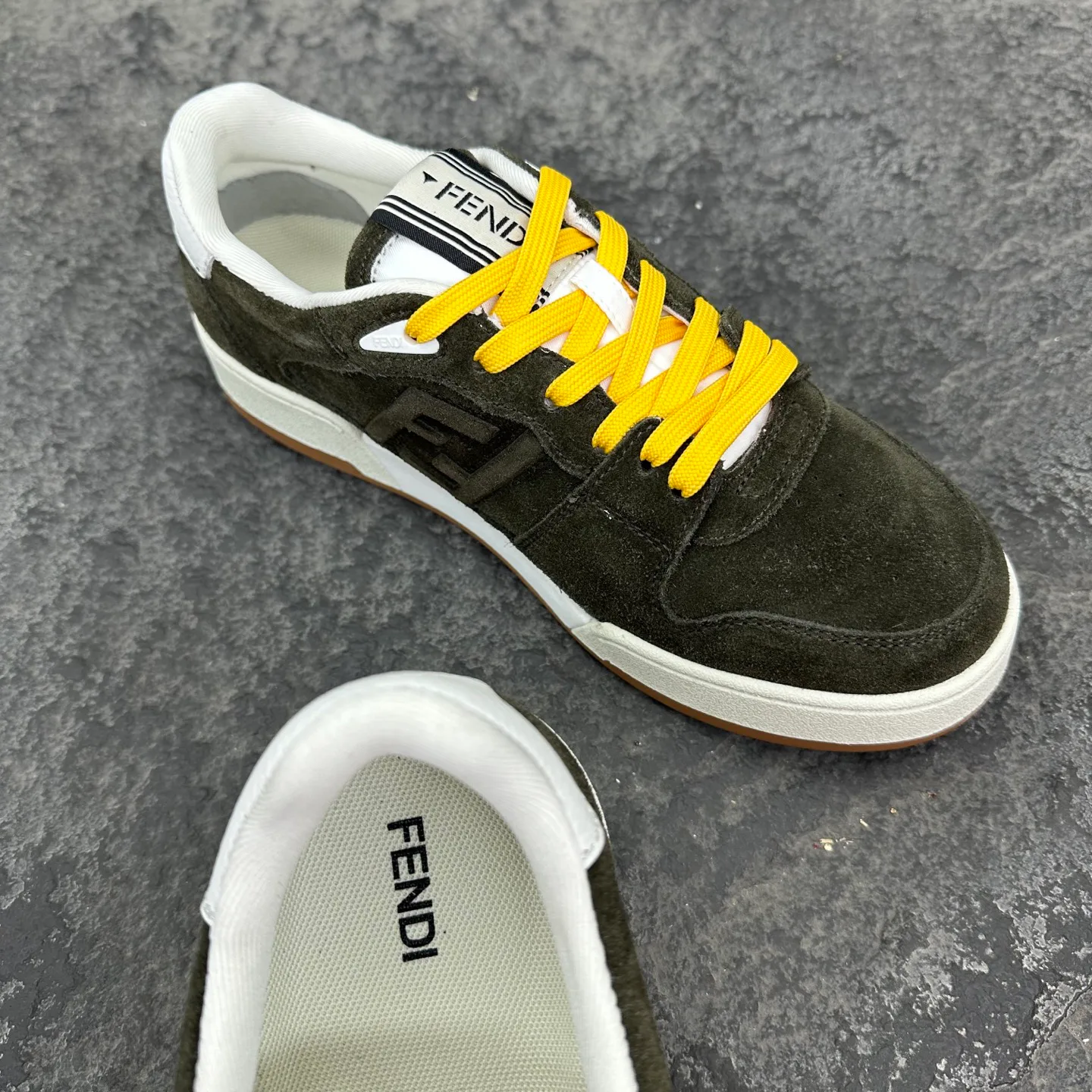 Кроссовки Мужские Fendi 18154159