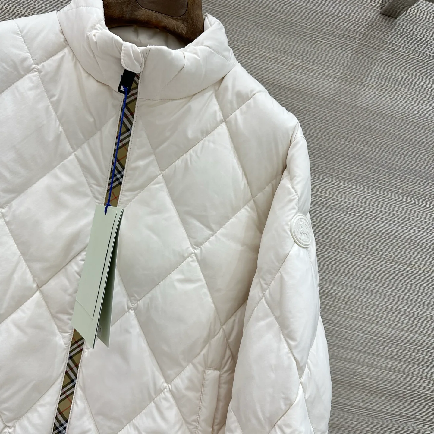 Куртки И Пуховики Женские Burberry 19131394