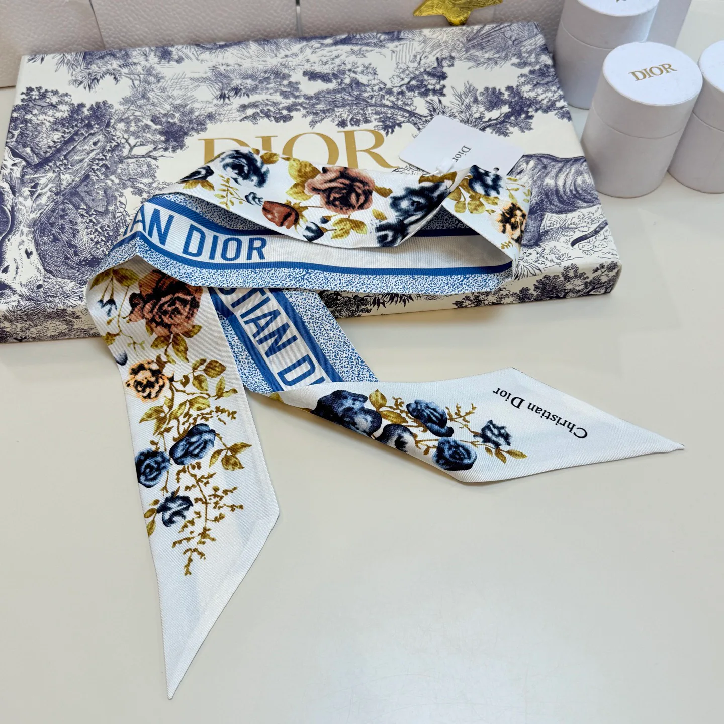 Платки Christian Dior 10695706