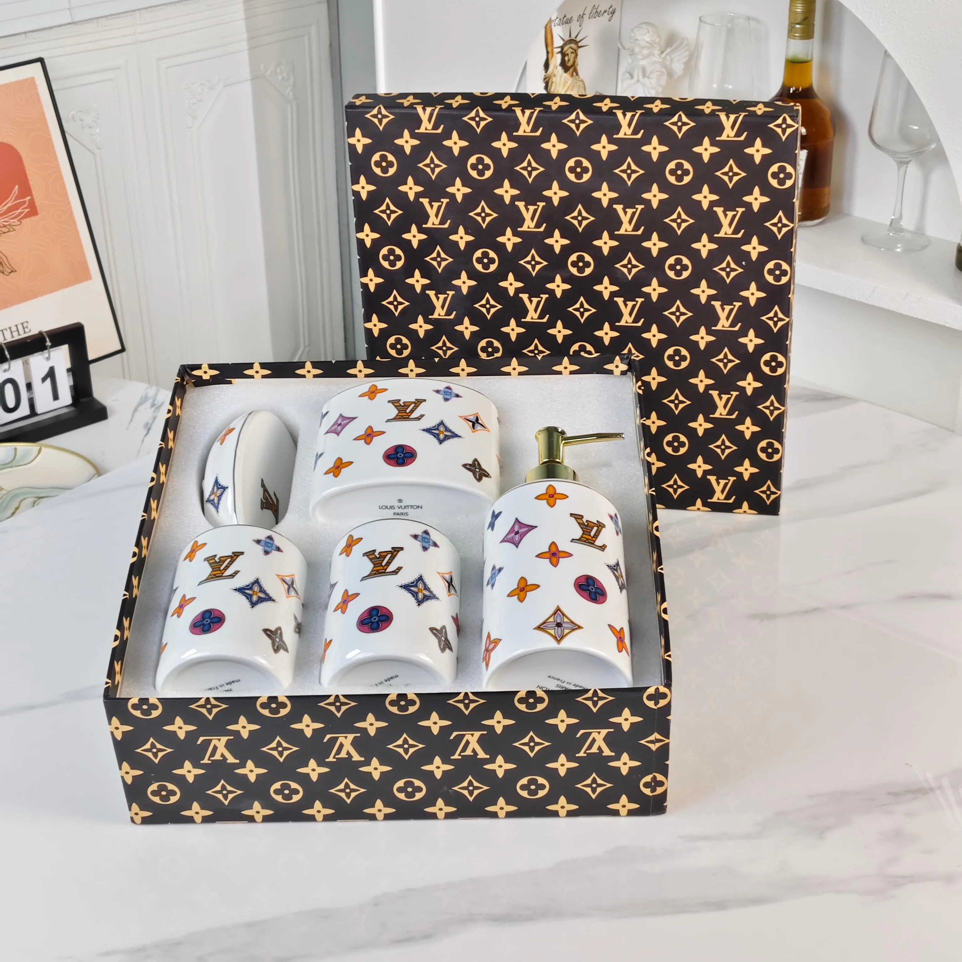 Посуда Louis Vuitton 838522