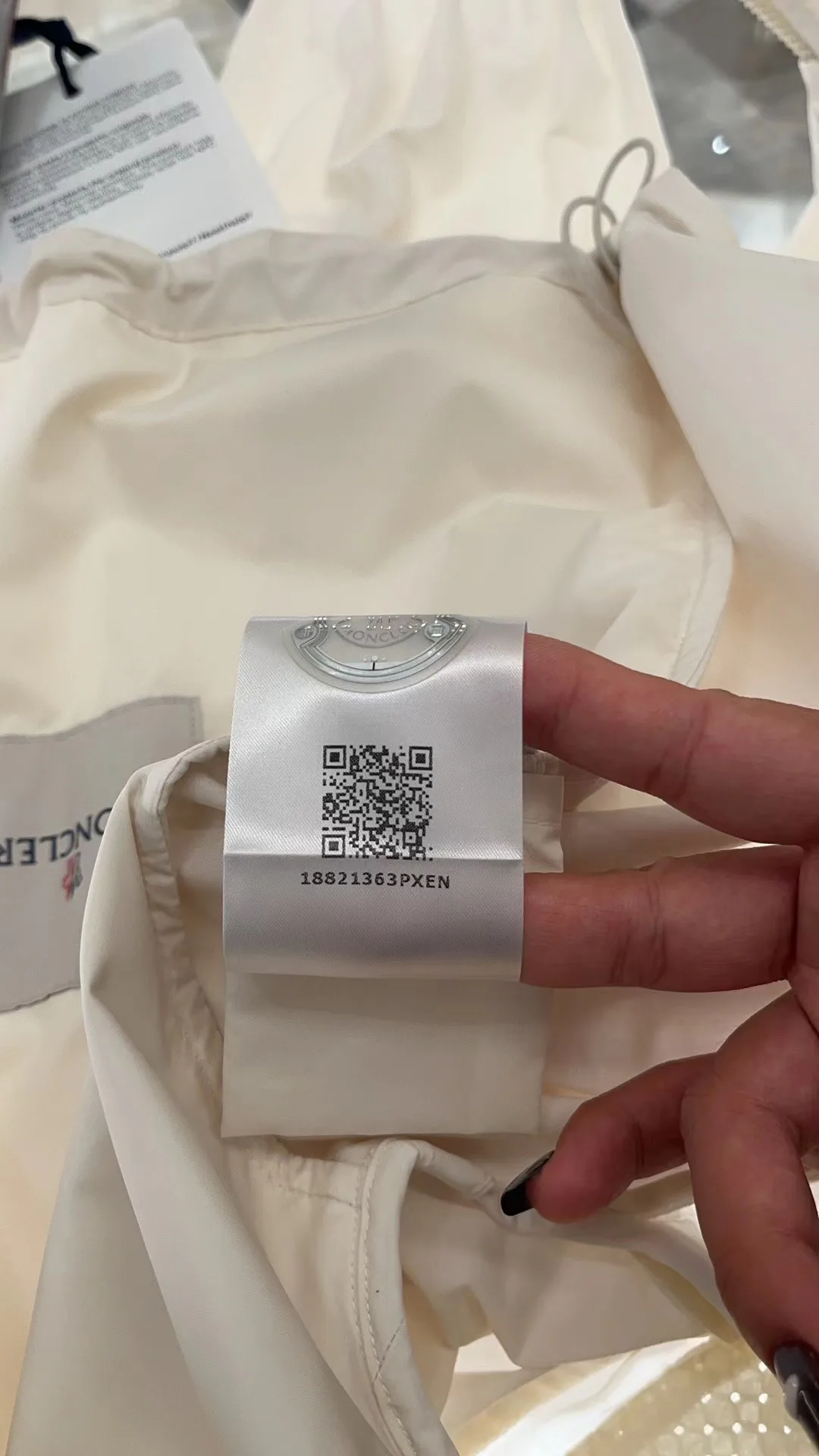 Куртки И Пуховики Женские Moncler 32544