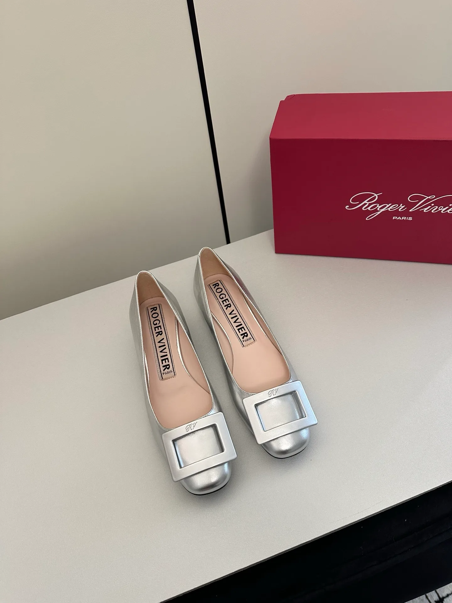 Балетки Женские Roger Vivier 17624462