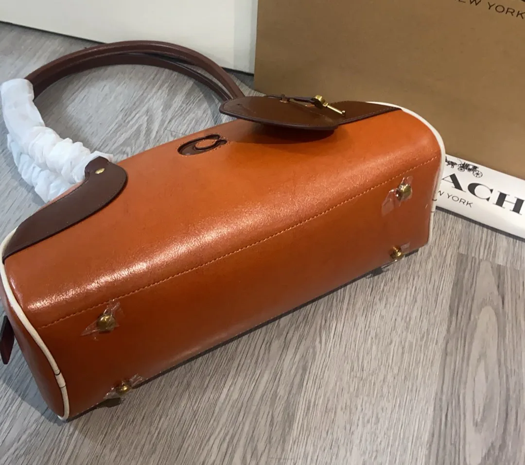Классические Сумки Женские Coach 17246853