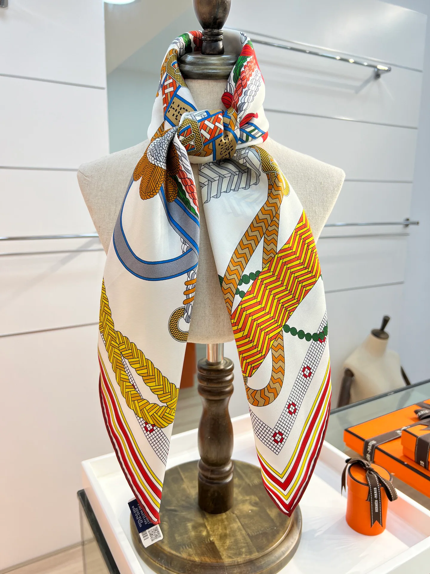 Шарфы Hermes 351323