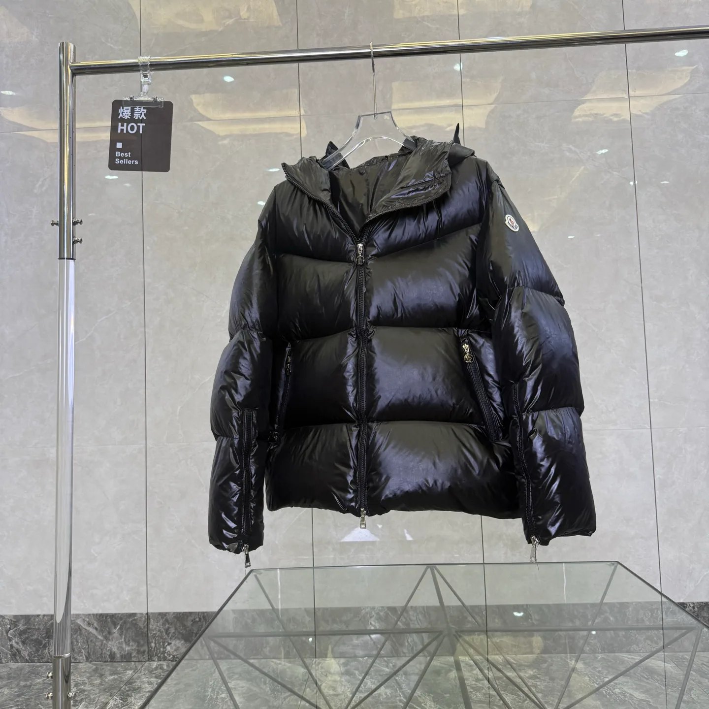 Куртки И Пуховики Женские Moncler 18391716