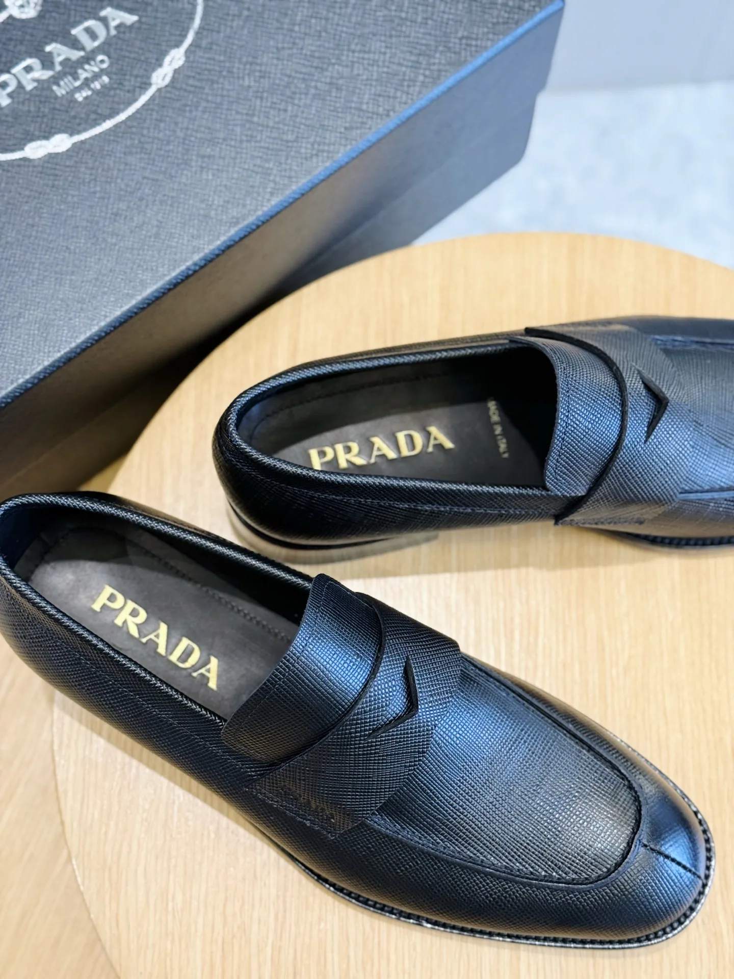 Лоферы И Туфли Мужские Prada 18139697