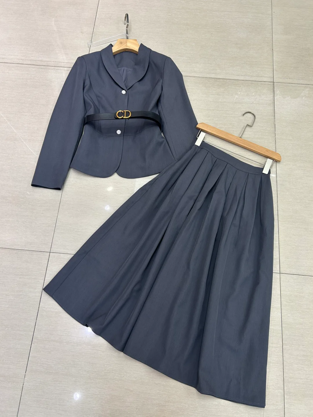 Костюмы Женские Christian Dior 17986582