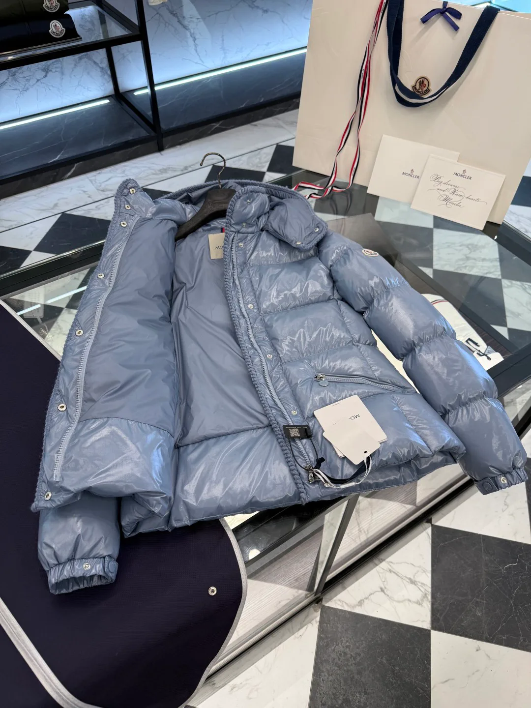 Куртки И Пуховики Женские Moncler 18741295