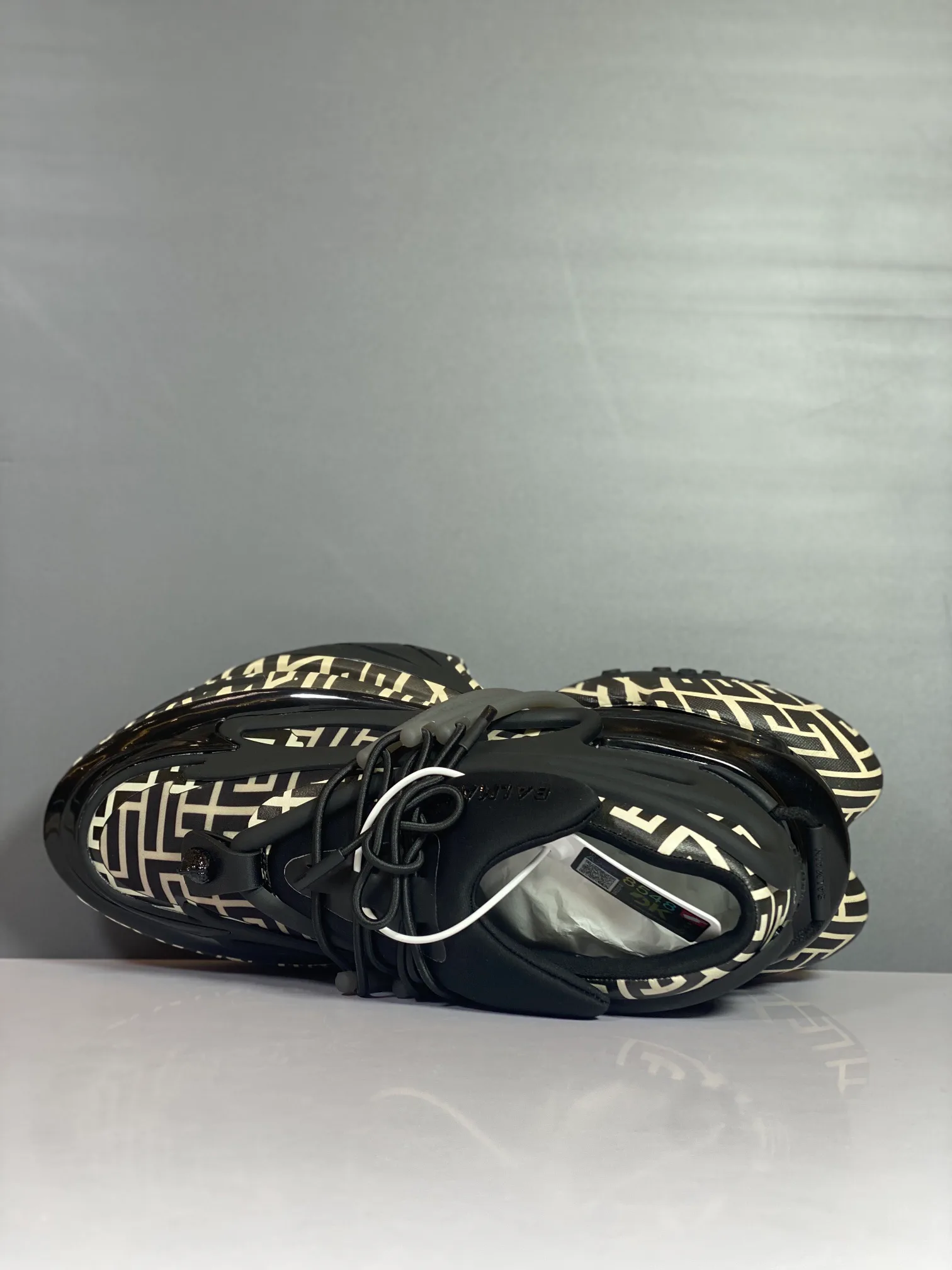 Кроссовки Женские Balmain 19184366
