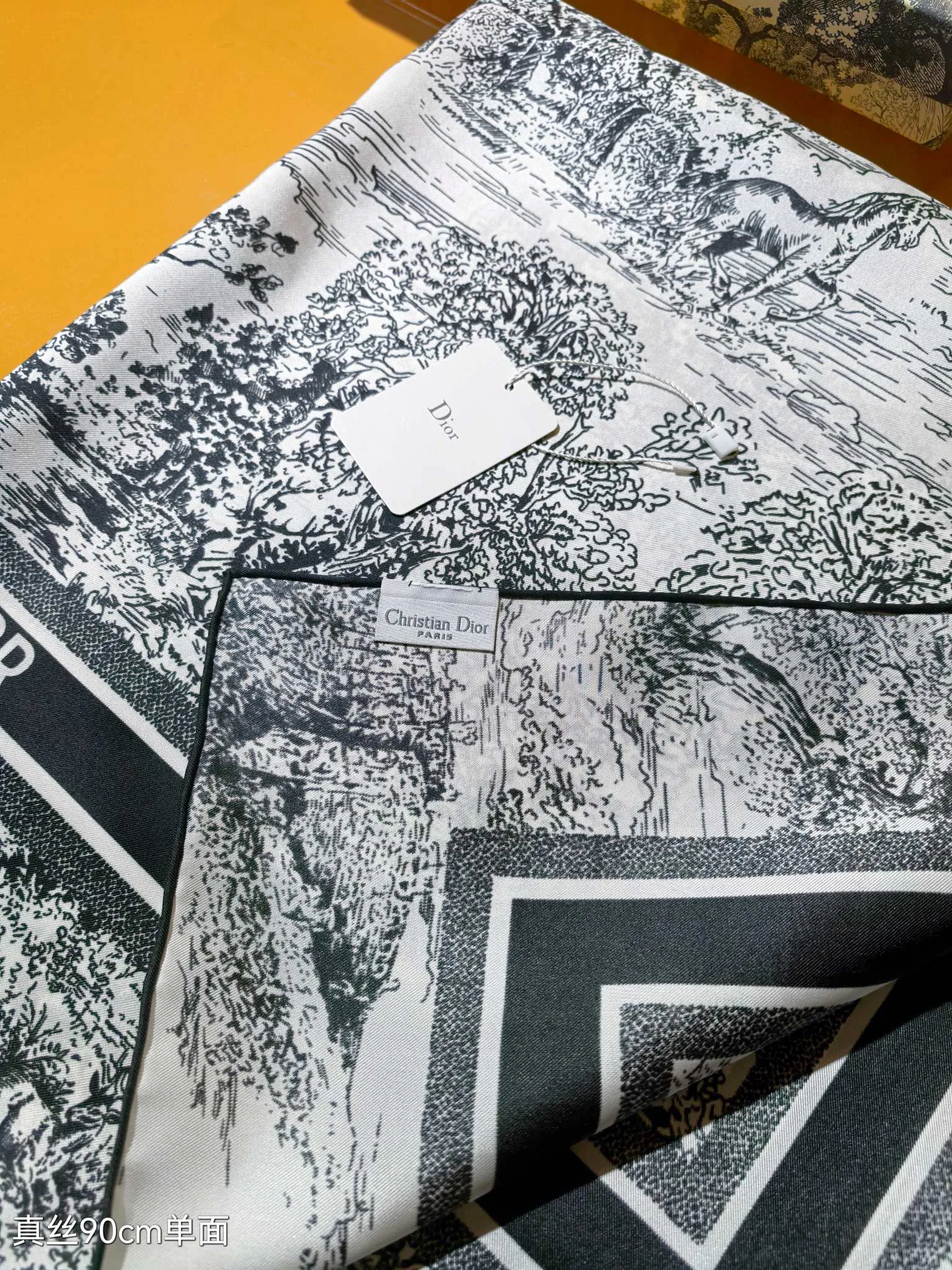 Шарфы Christian Dior 21990