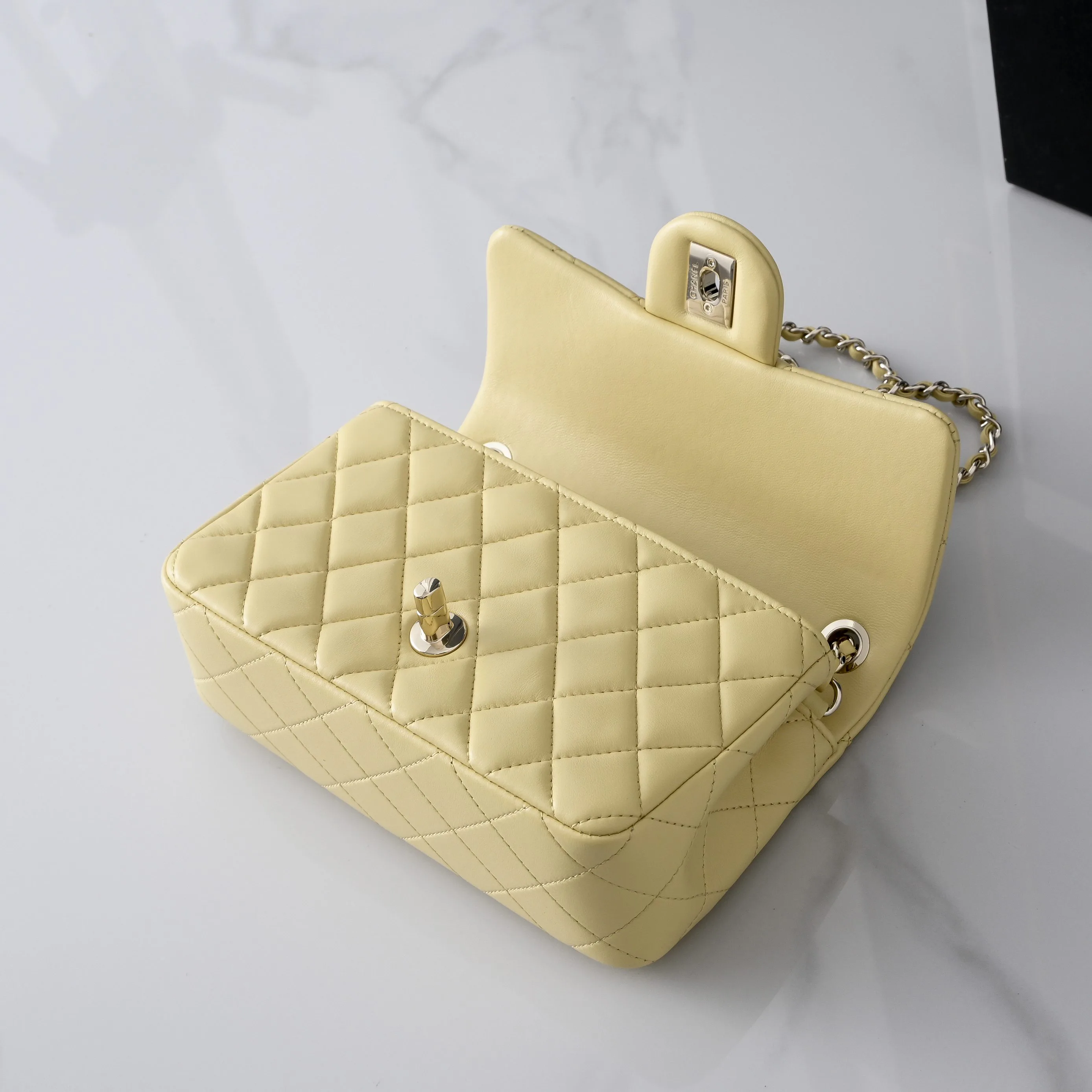 Классические Сумки Женские Chanel 18148077