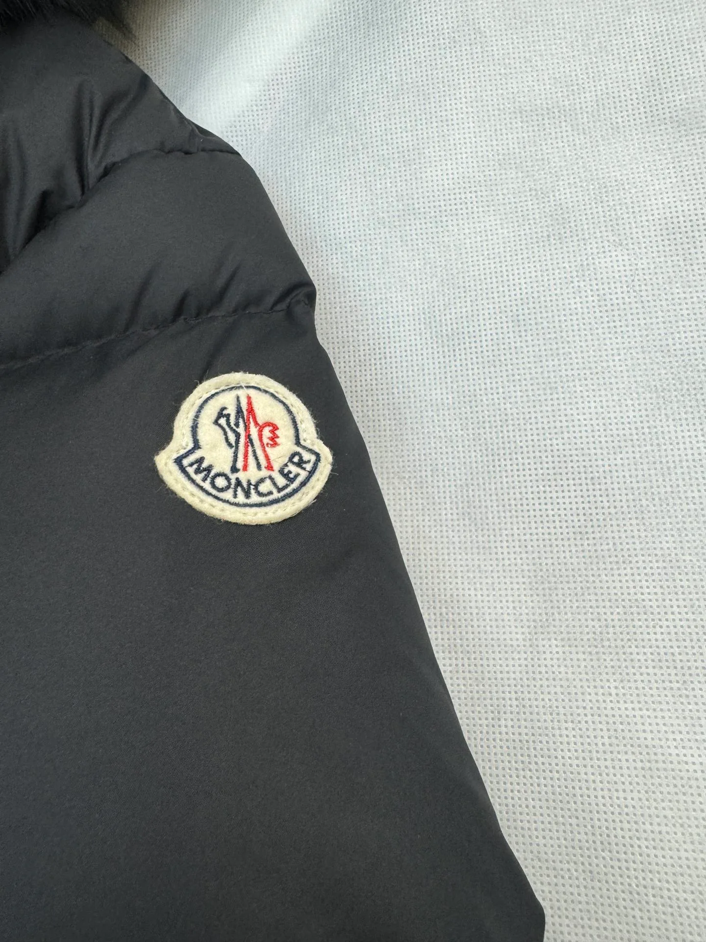 Куртки И Пуховики Женские Moncler 18130015
