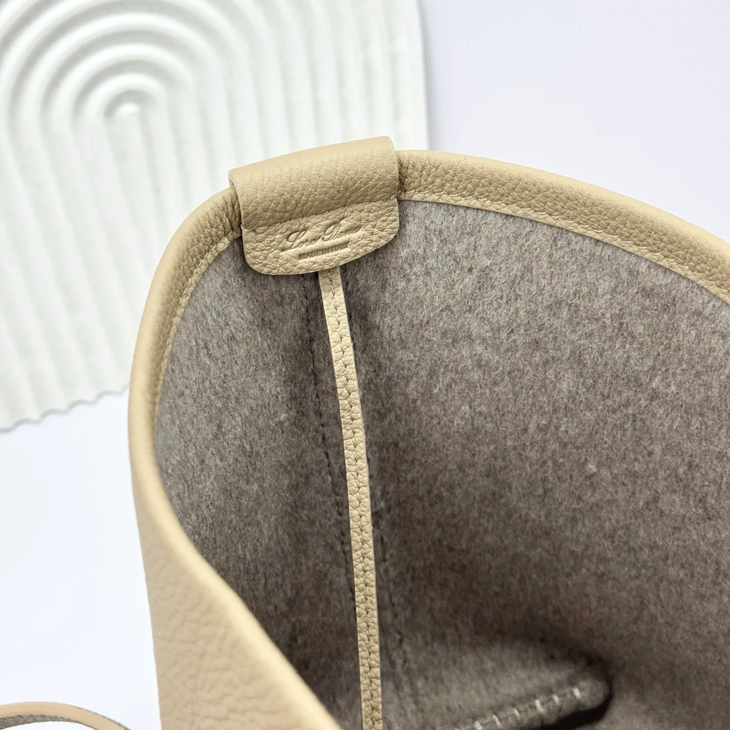 Классические Сумки Женские Loro Piana 11472611