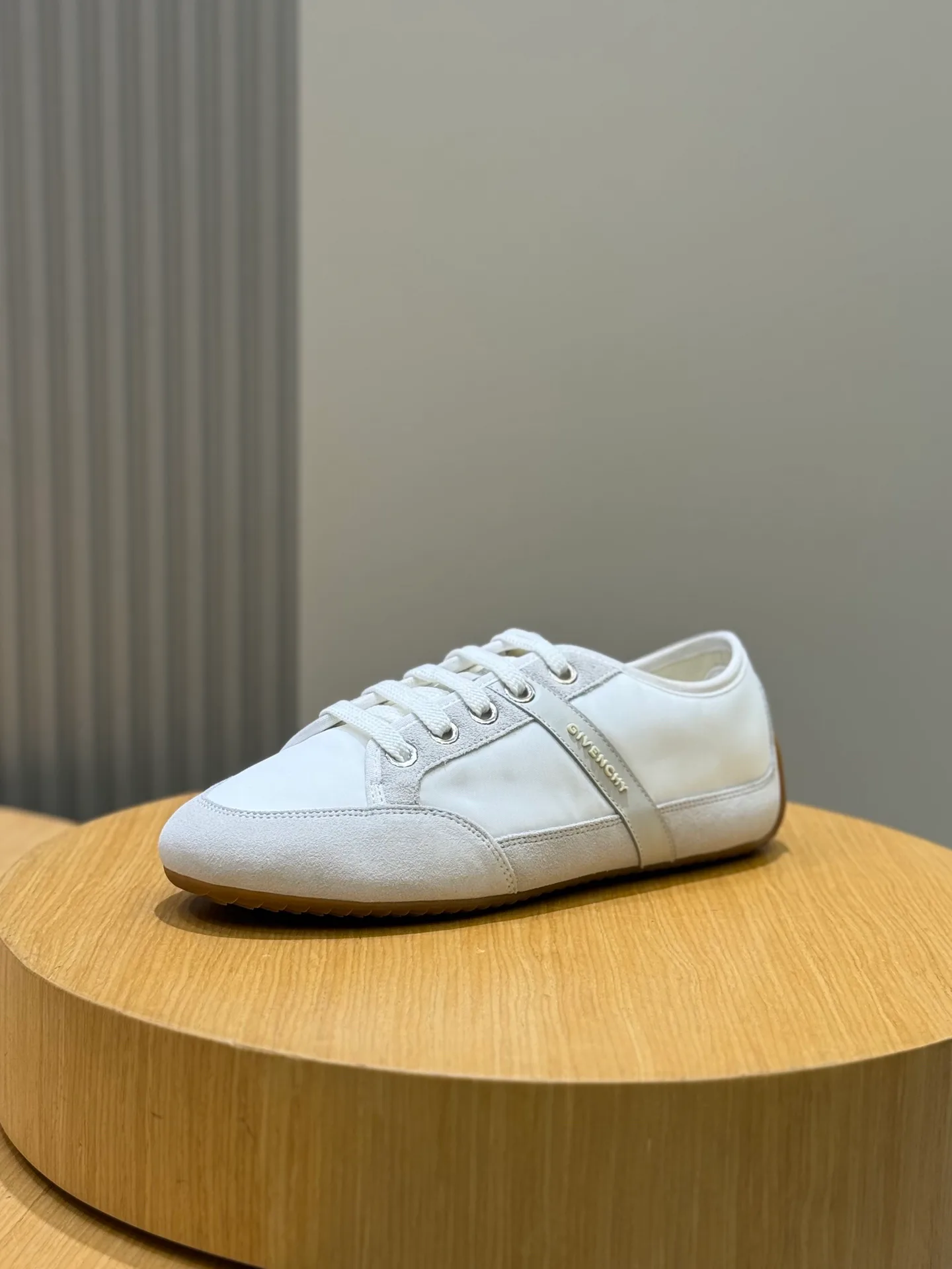 Кроссовки Мужские Givenchy 991600