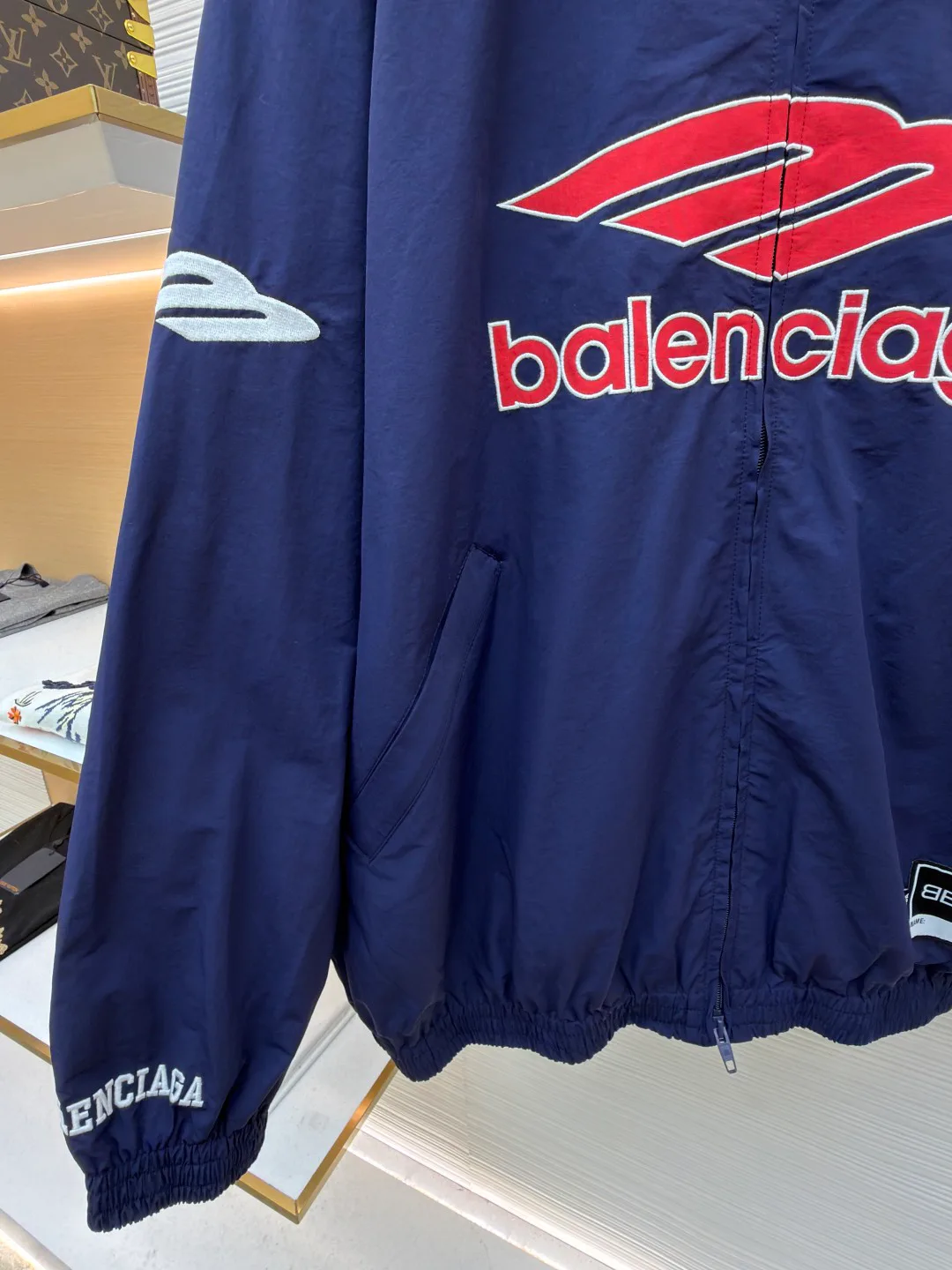 Куртки И Пуховики Мужские Balenciaga 10088658