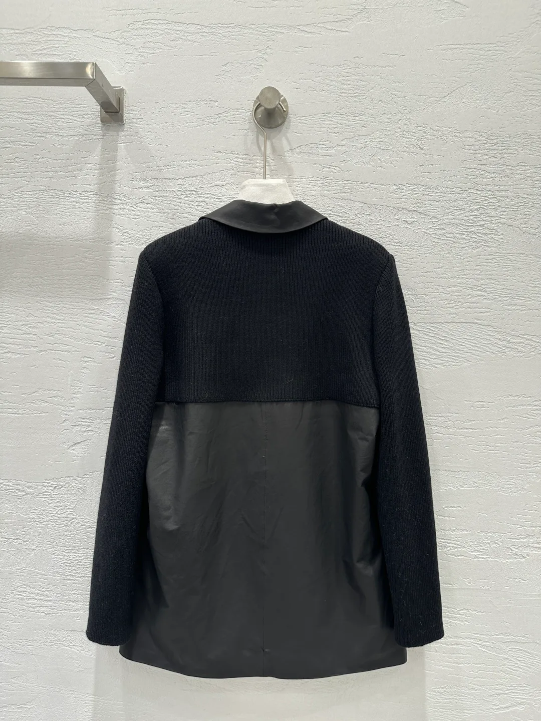 Кожаные Куртки И Дублёнки Женские Loro Piana 13557806