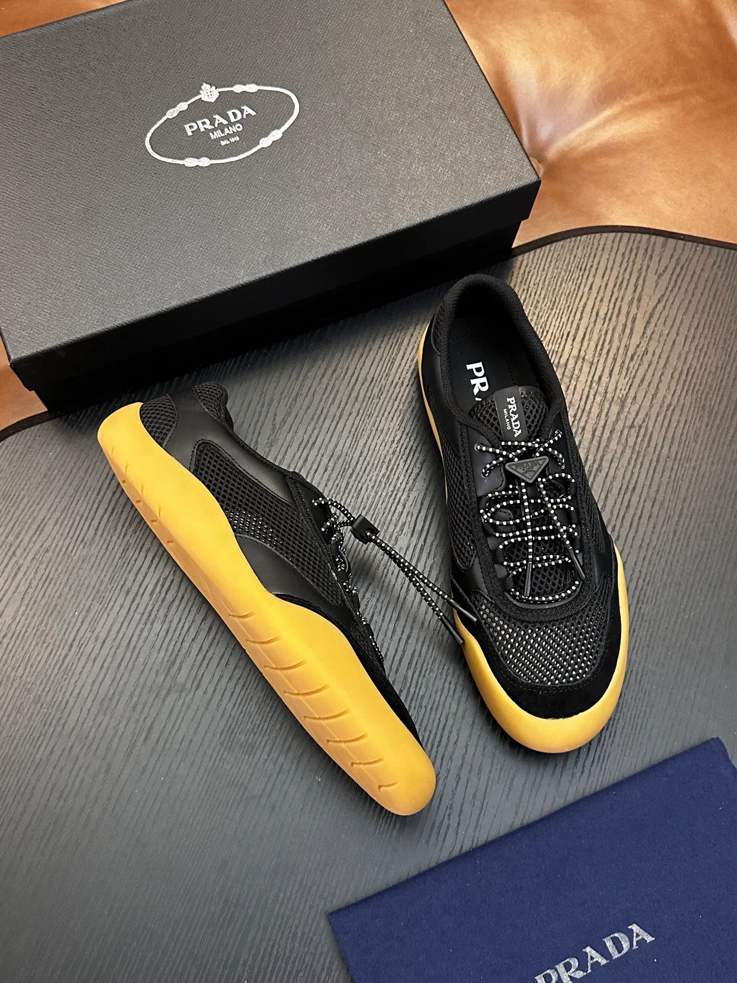 Кроссовки Мужские Prada 11858378