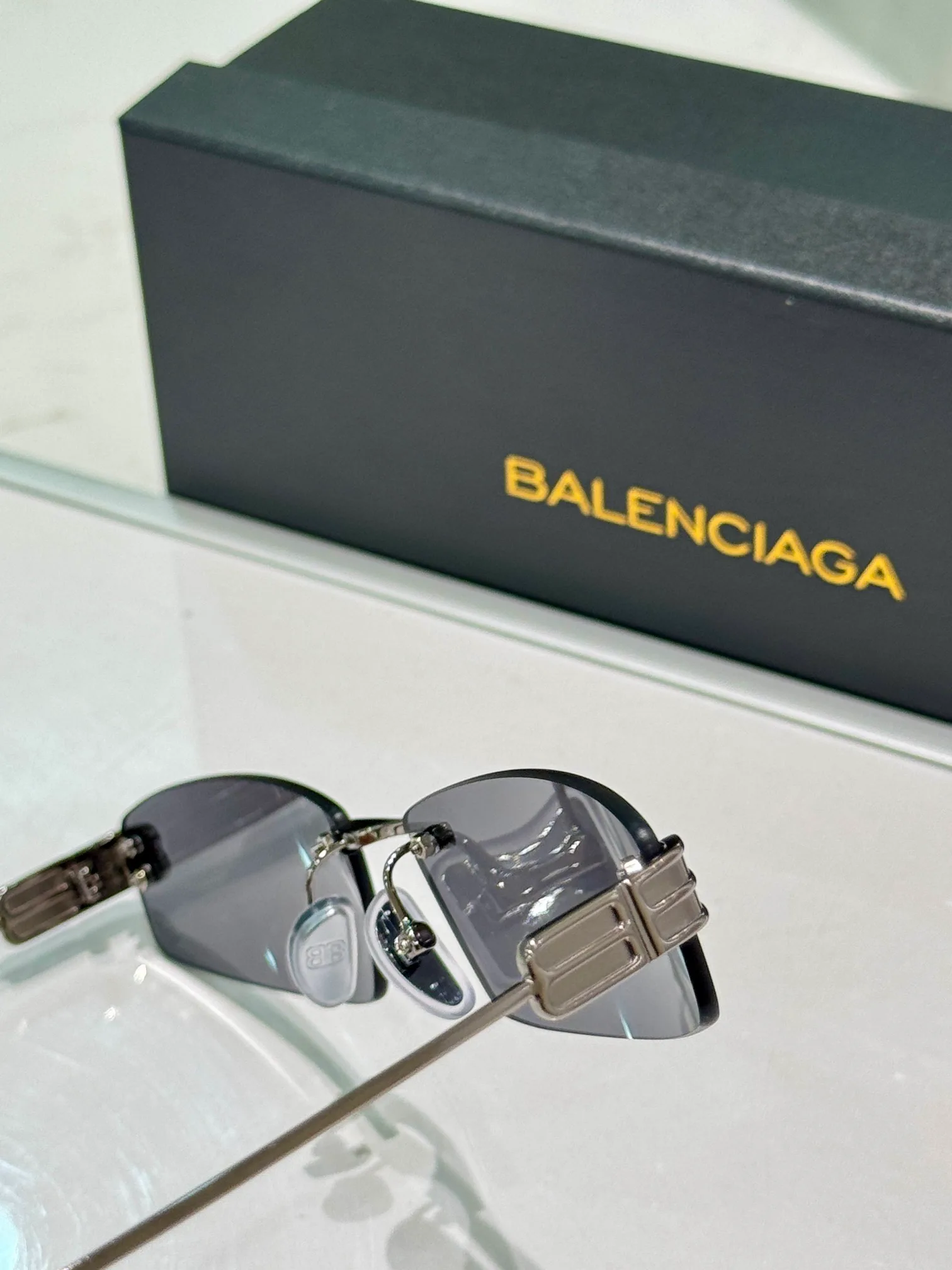 Очки Balenciaga 11431508
