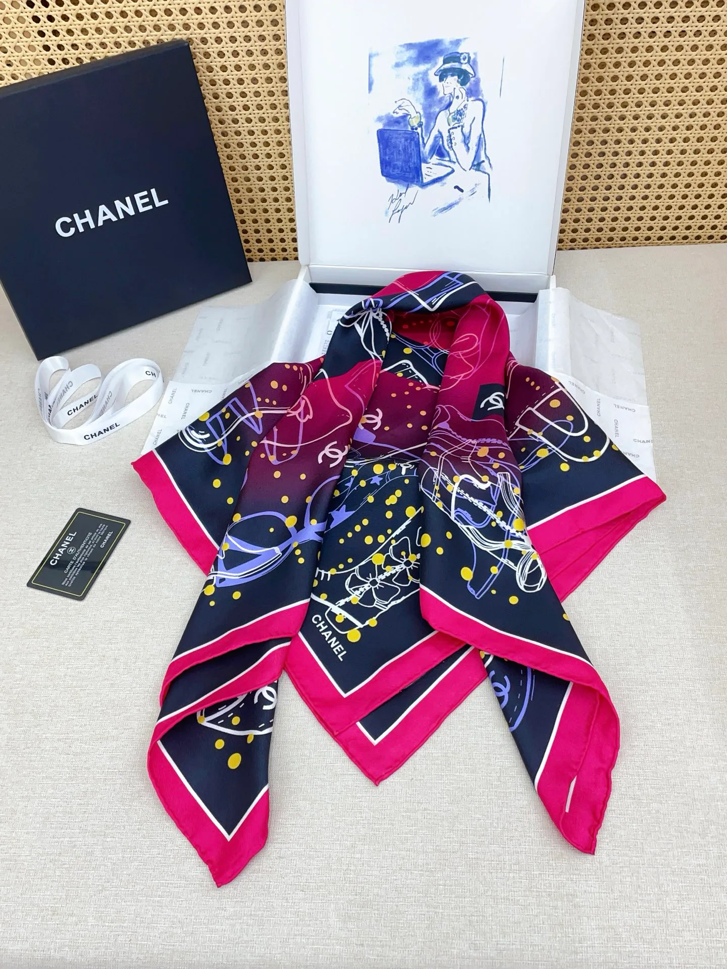 Платки Chanel 13119714