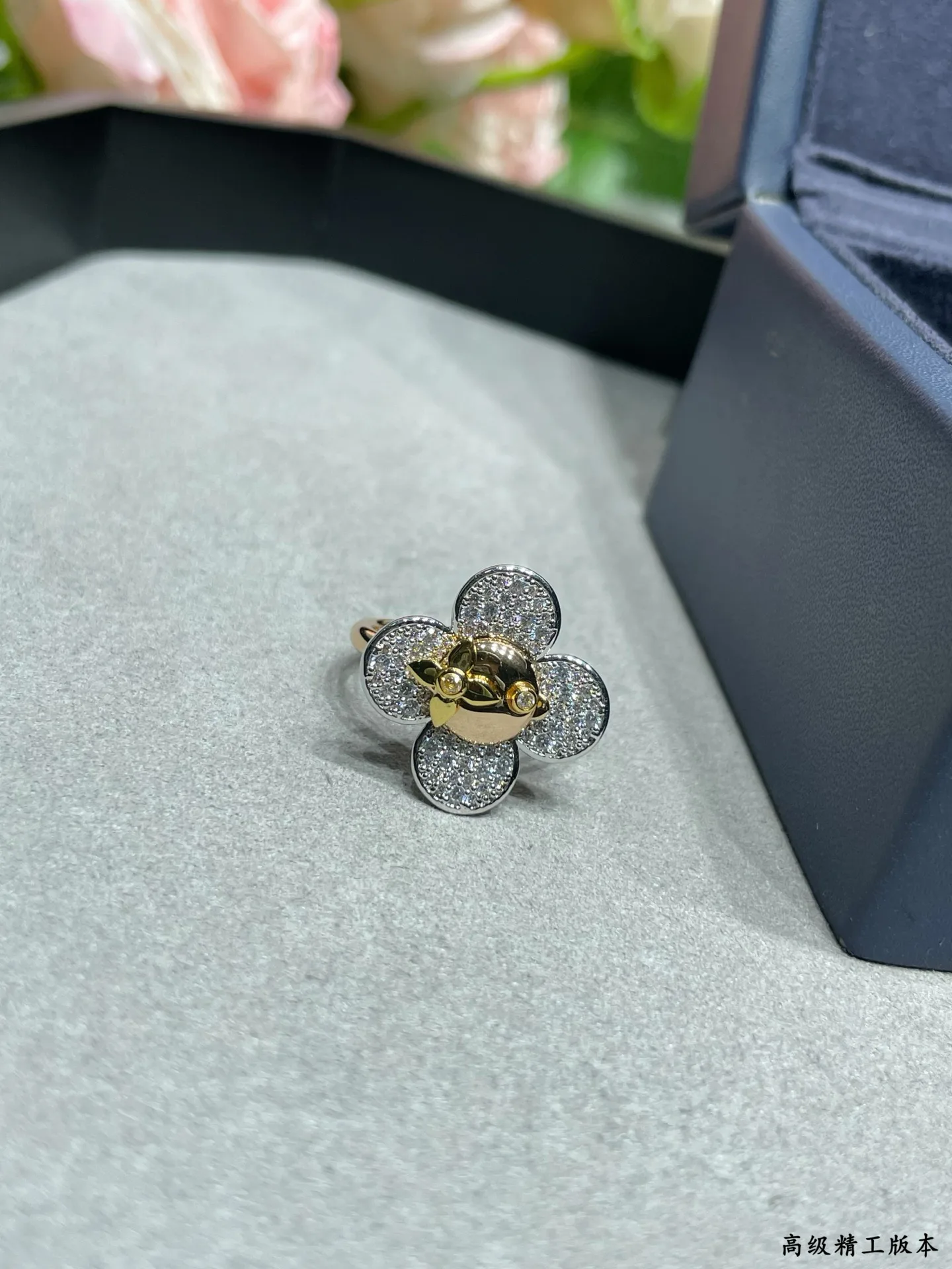 Бижутерия Louis Vuitton 18059143