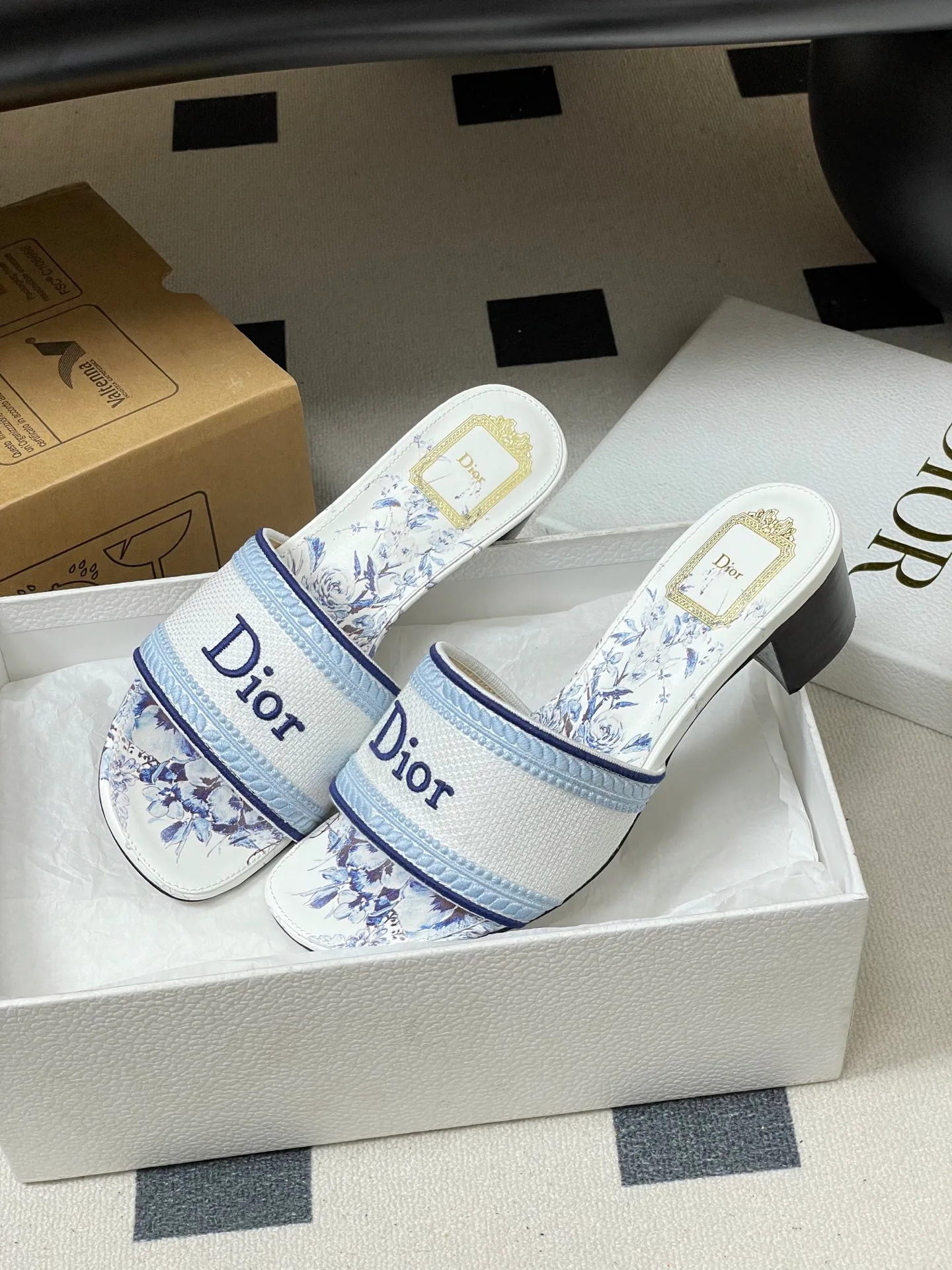 Сандалии Женские Christian Dior 12755674