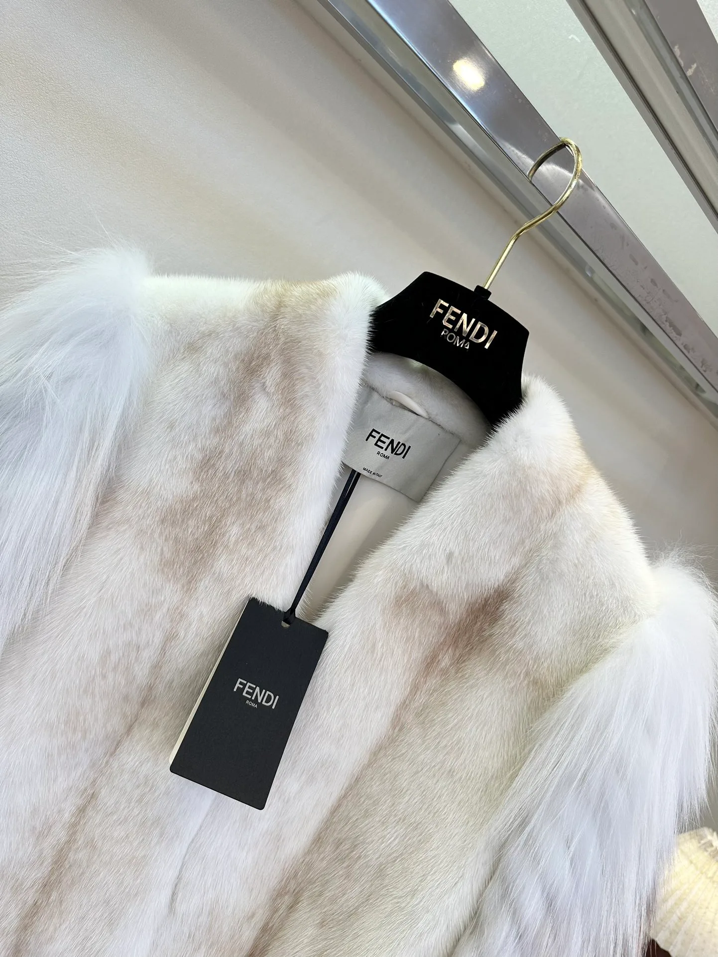 Шубы Женские Fendi 990617