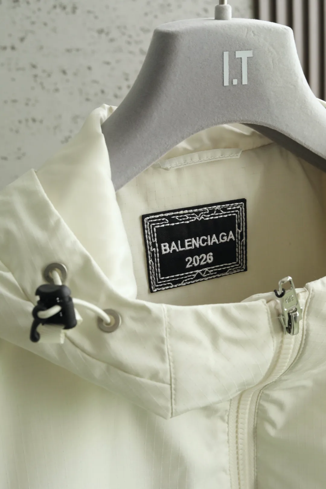 Куртки И Пуховики Мужские Balenciaga 12202178