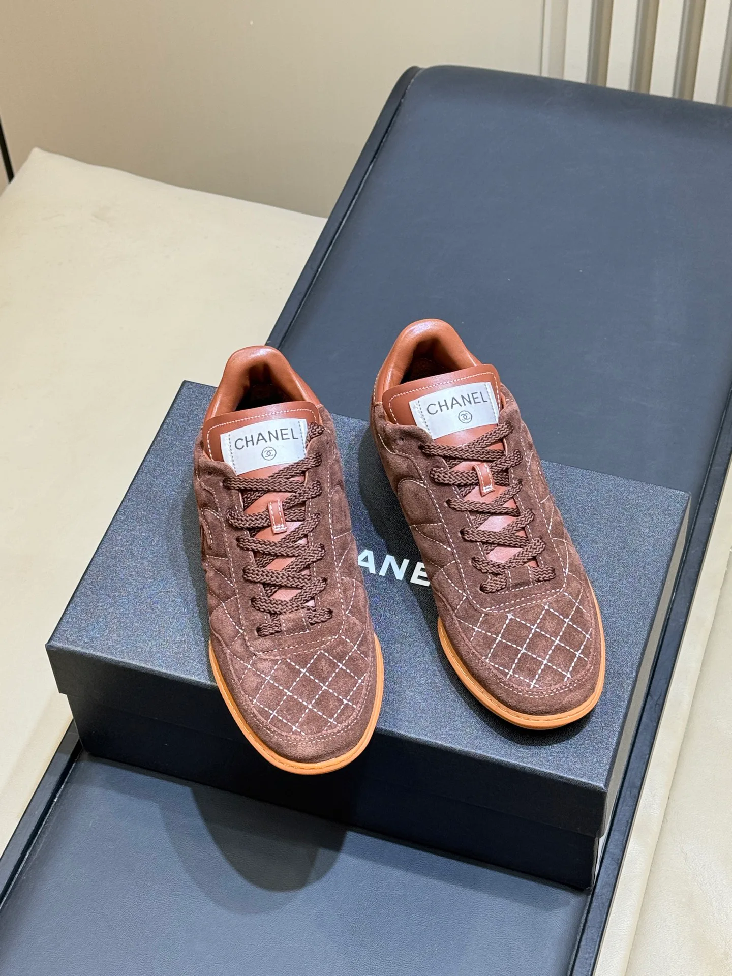 Кроссовки Женские Chanel 12604444