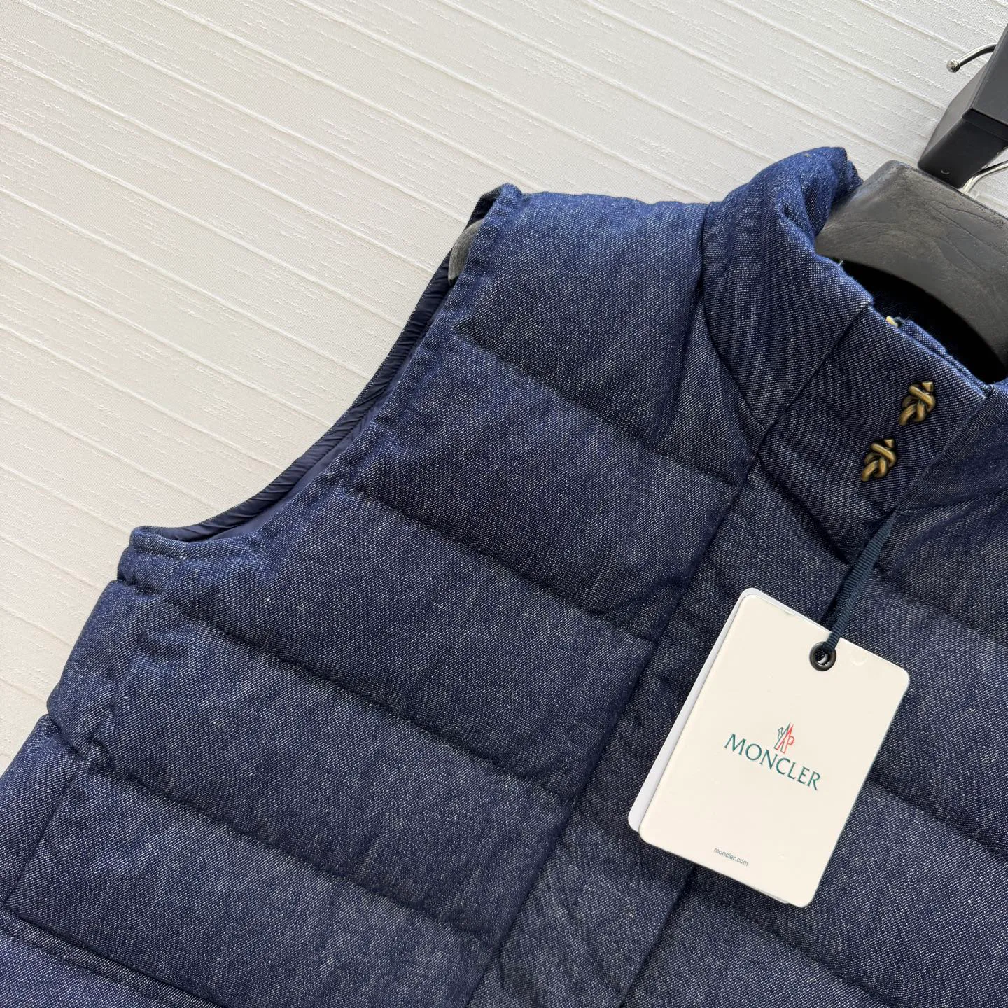 Жилеты Женские Moncler 18710899