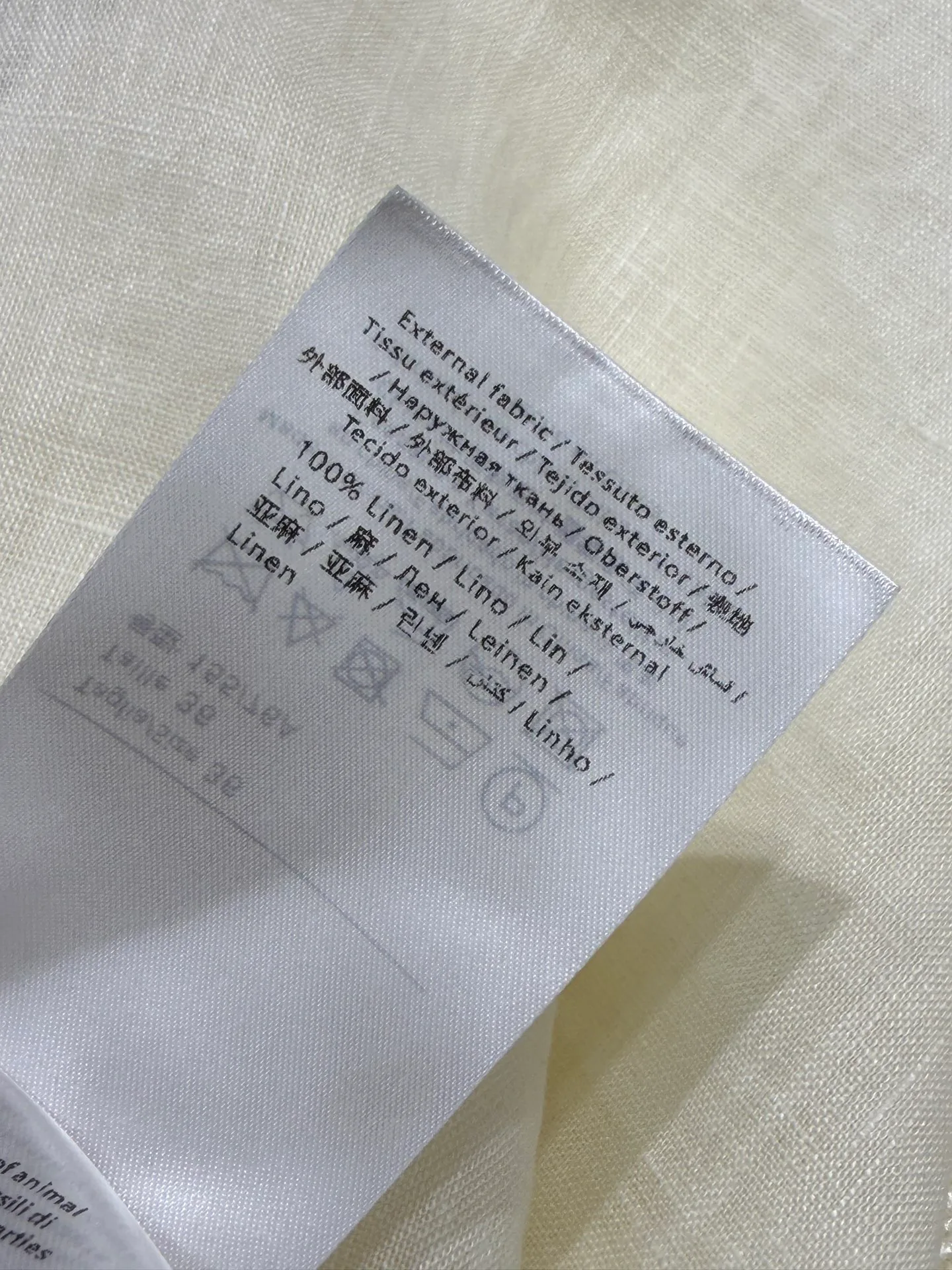 Топы Женские Vetements 13177816