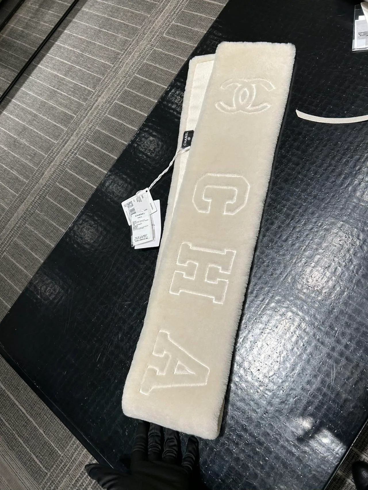 Шарфы Chanel 18347774