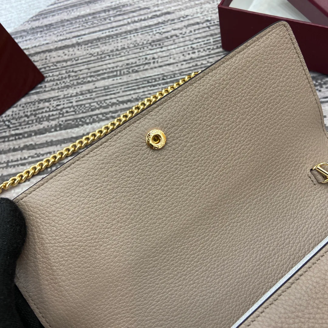 Сумки На Ремне Женские Gucci 691332