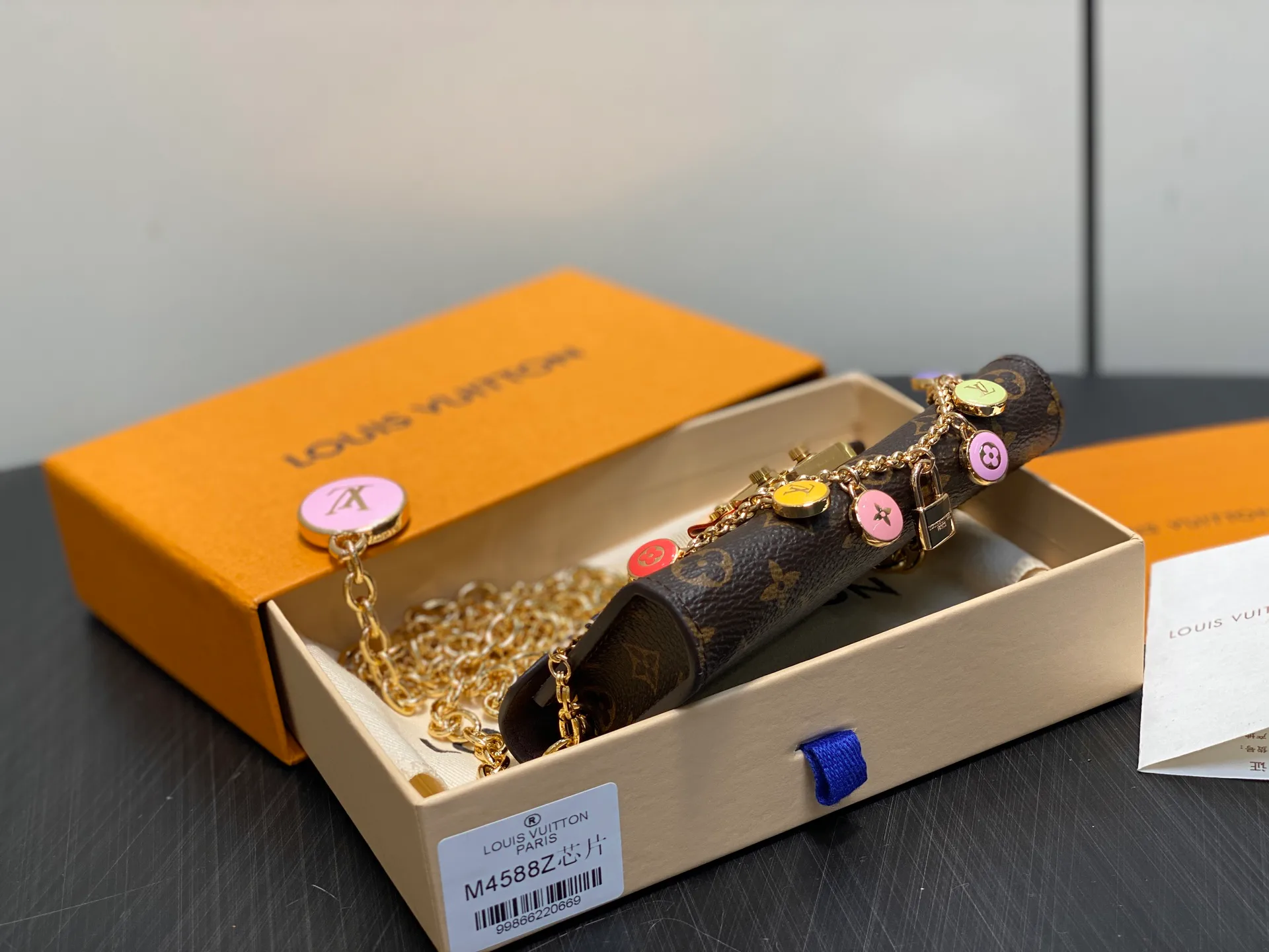 Поясные Сумки Женские Louis Vuitton 14776077