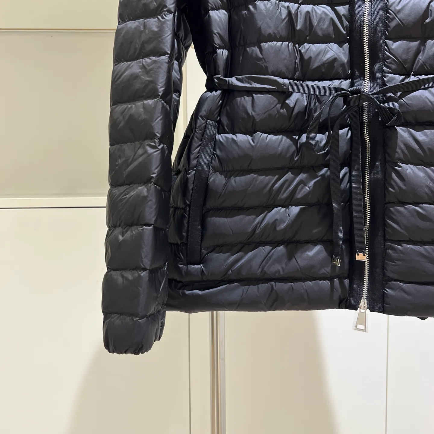 Куртки И Пуховики Женские Moncler 18180089