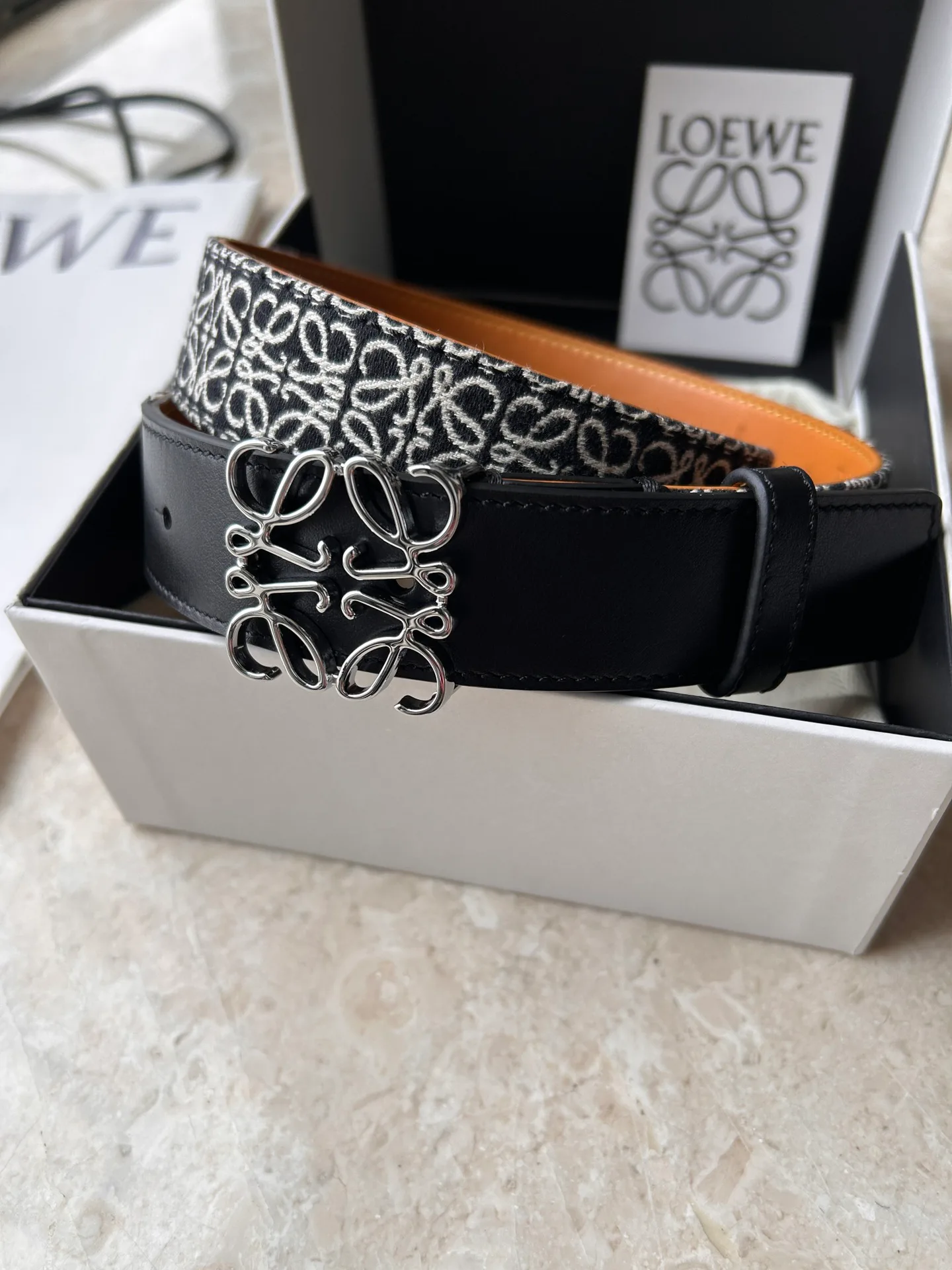 Ремни Loewe 11704491