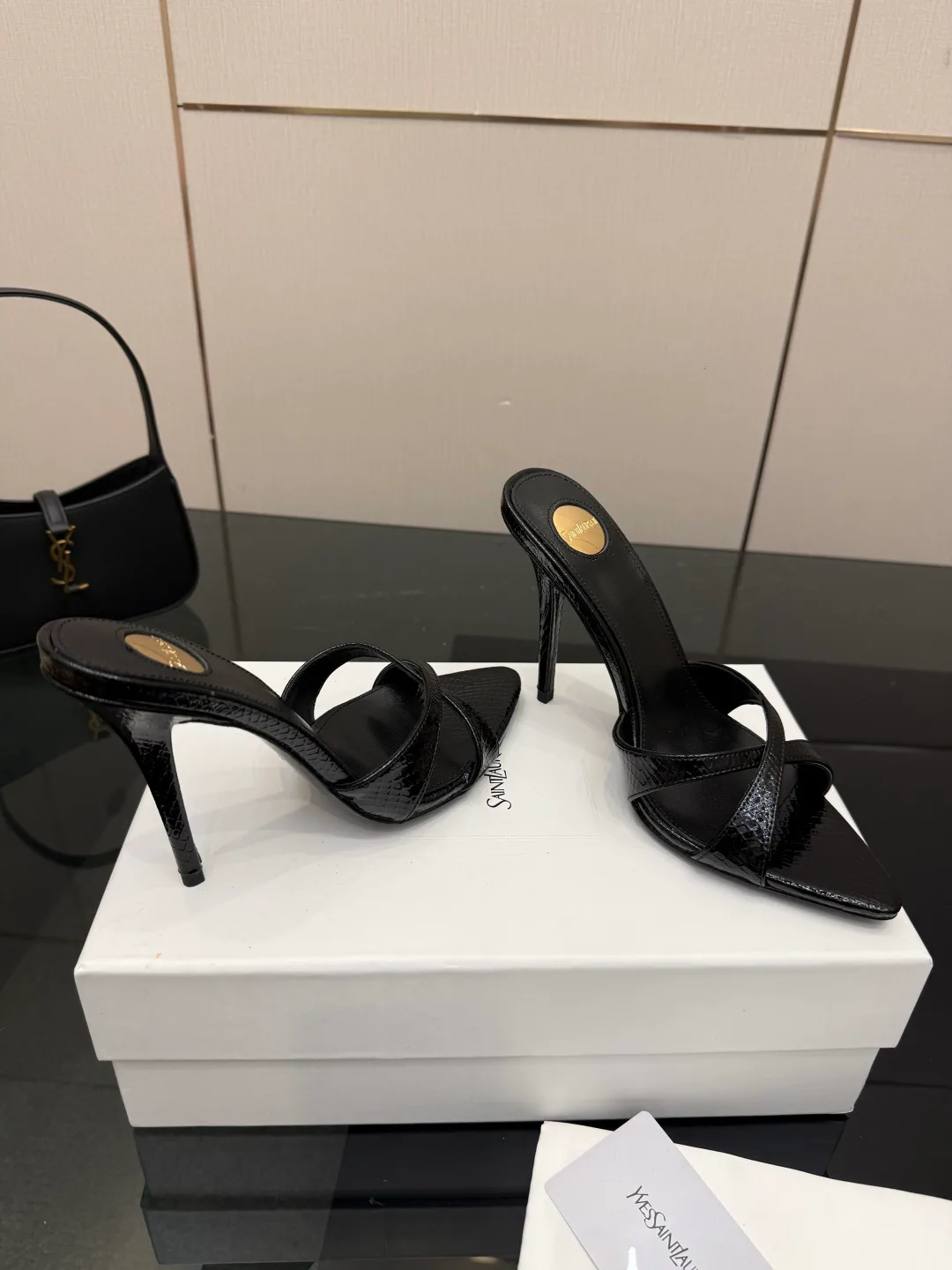 Босоножки Женские Saint Laurent 11409912