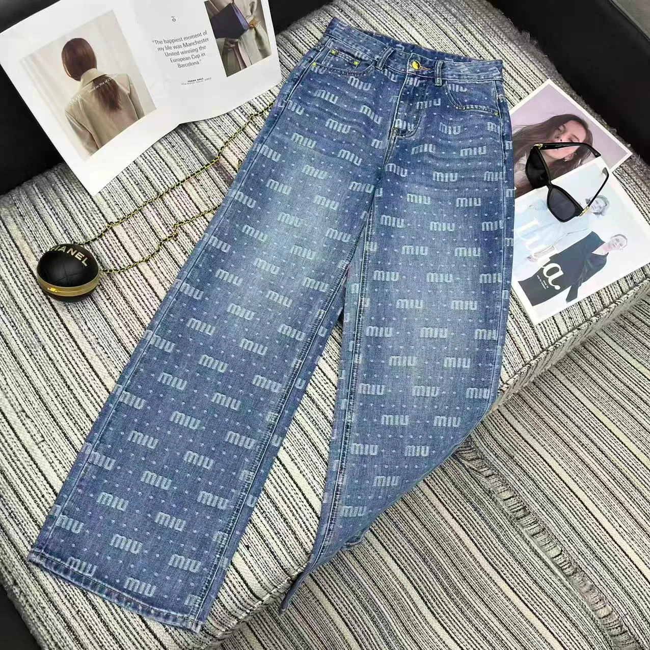 Джинсы Женские Miu Miu 11227154