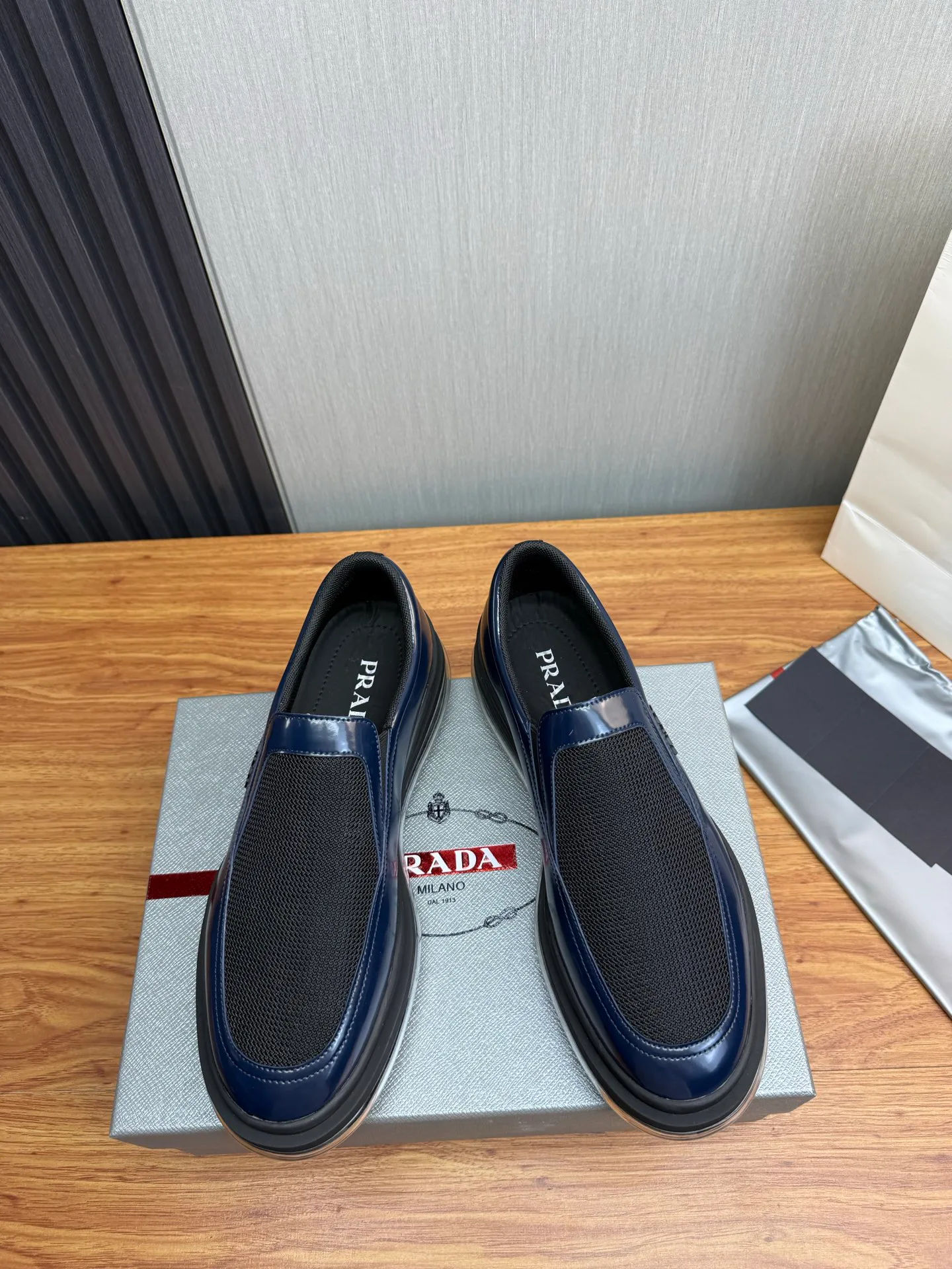 Кроссовки Мужские Prada 12725444