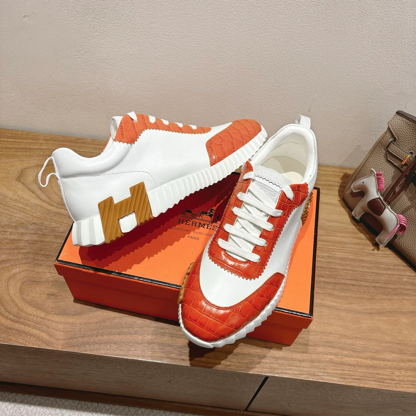 Кроссовки Женские Hermes 9915100