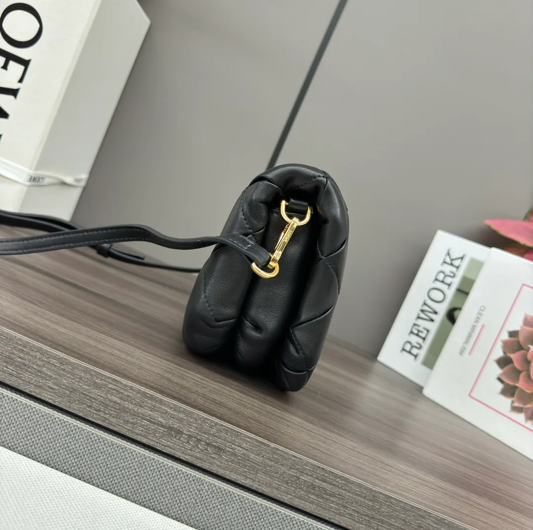 Классические Сумки Женские Loewe 6447972