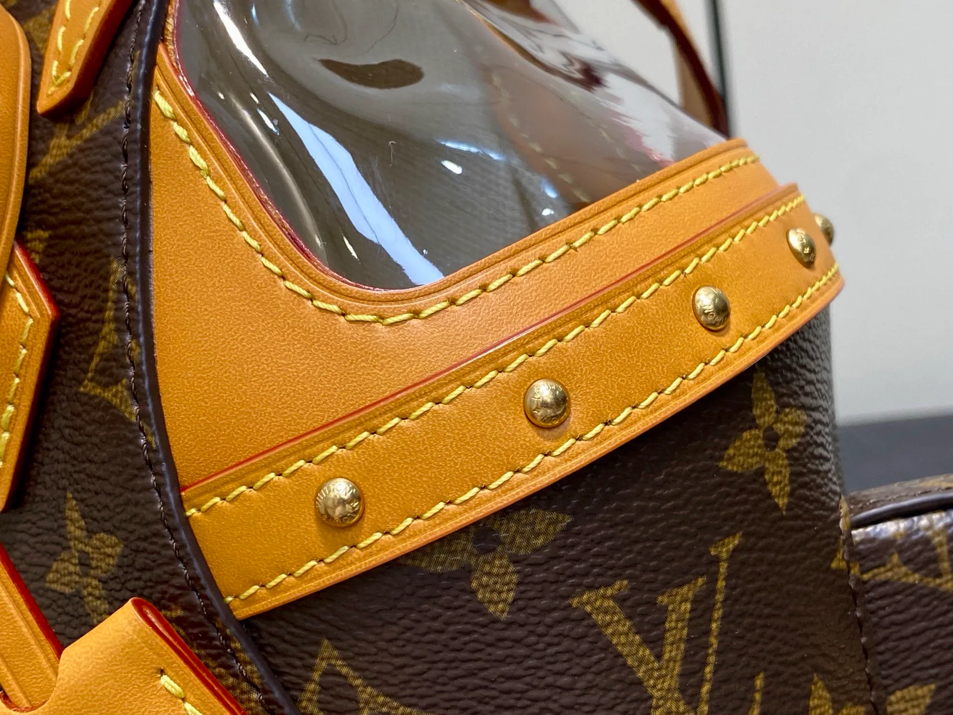 Сумки На Ремне Женские Louis Vuitton 13209855