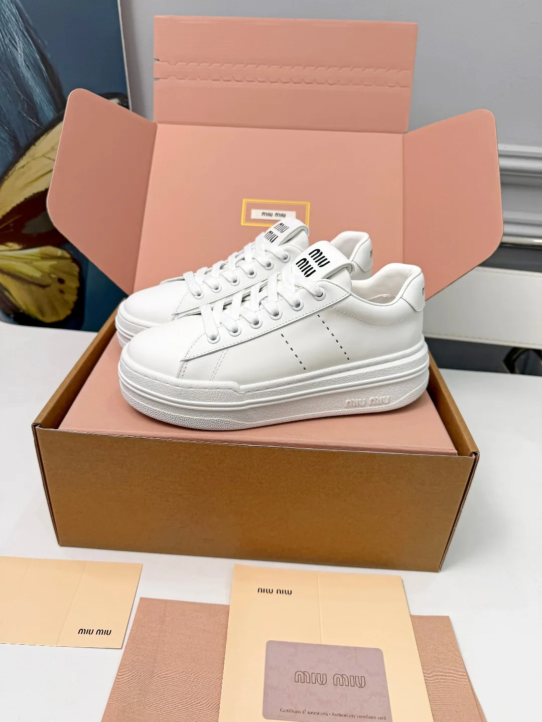 Кроссовки Женские Miu Miu 18367108