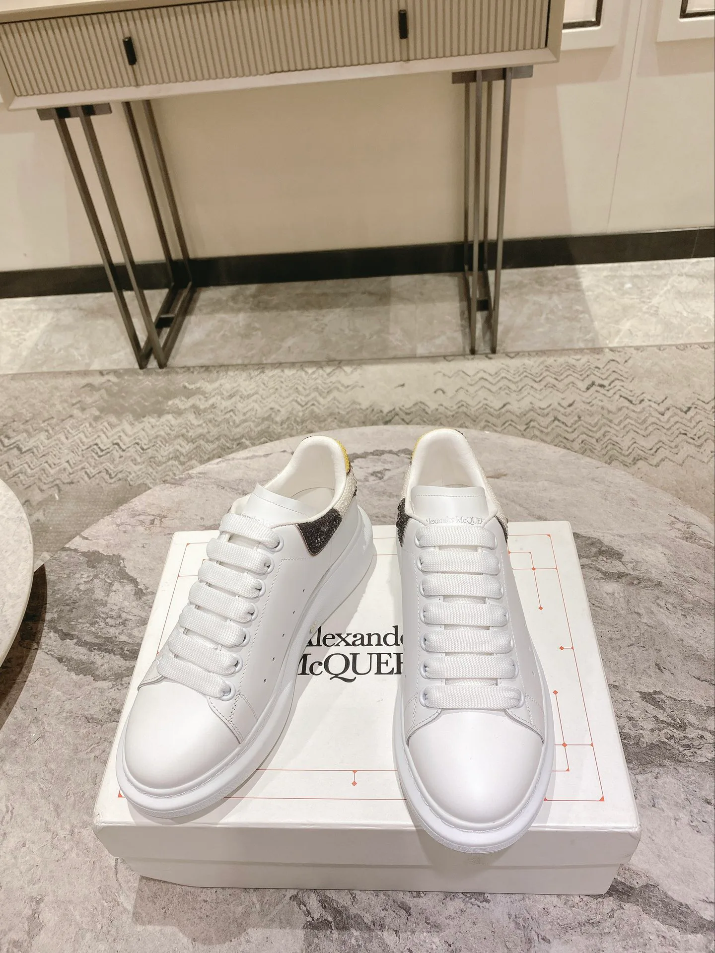 Кроссовки Женские Alexander Mcqueen 3446200