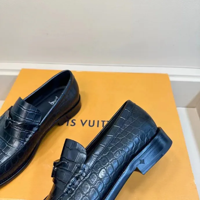 Лоферы И Туфли Мужские Louis Vuitton 18193940