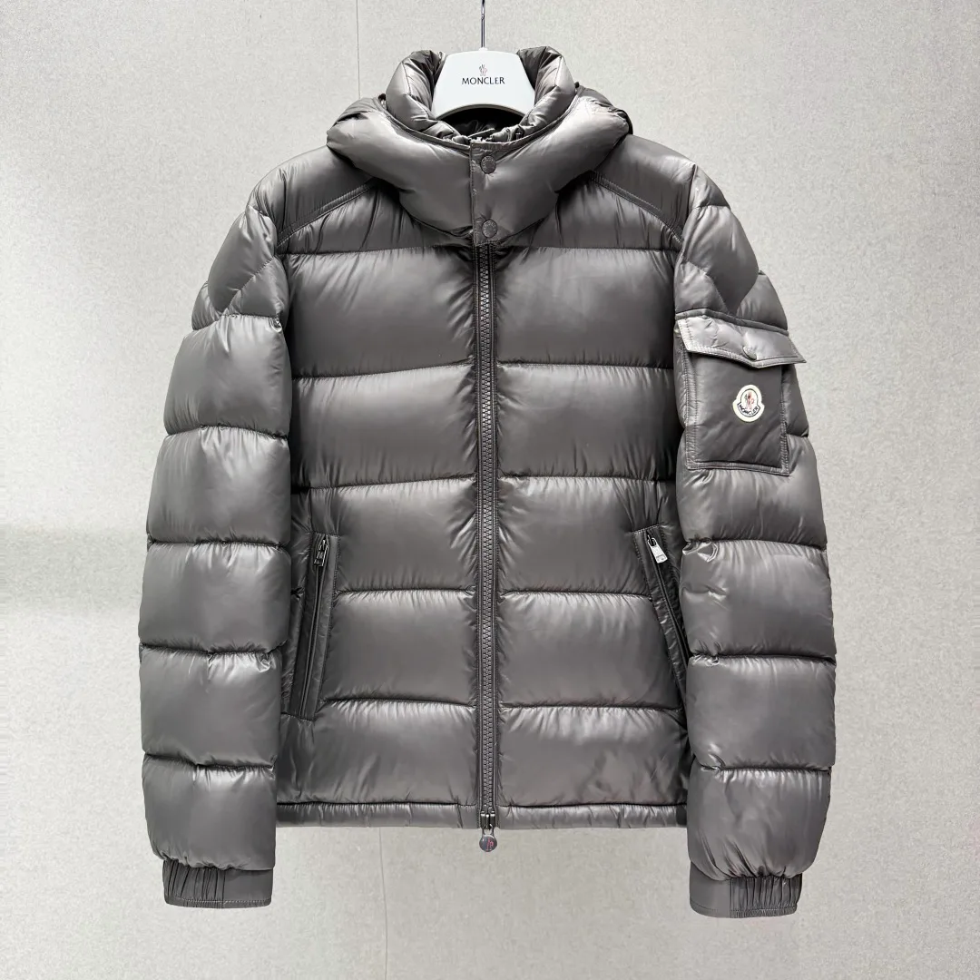 Куртки И Пуховики Мужские Moncler 17917624