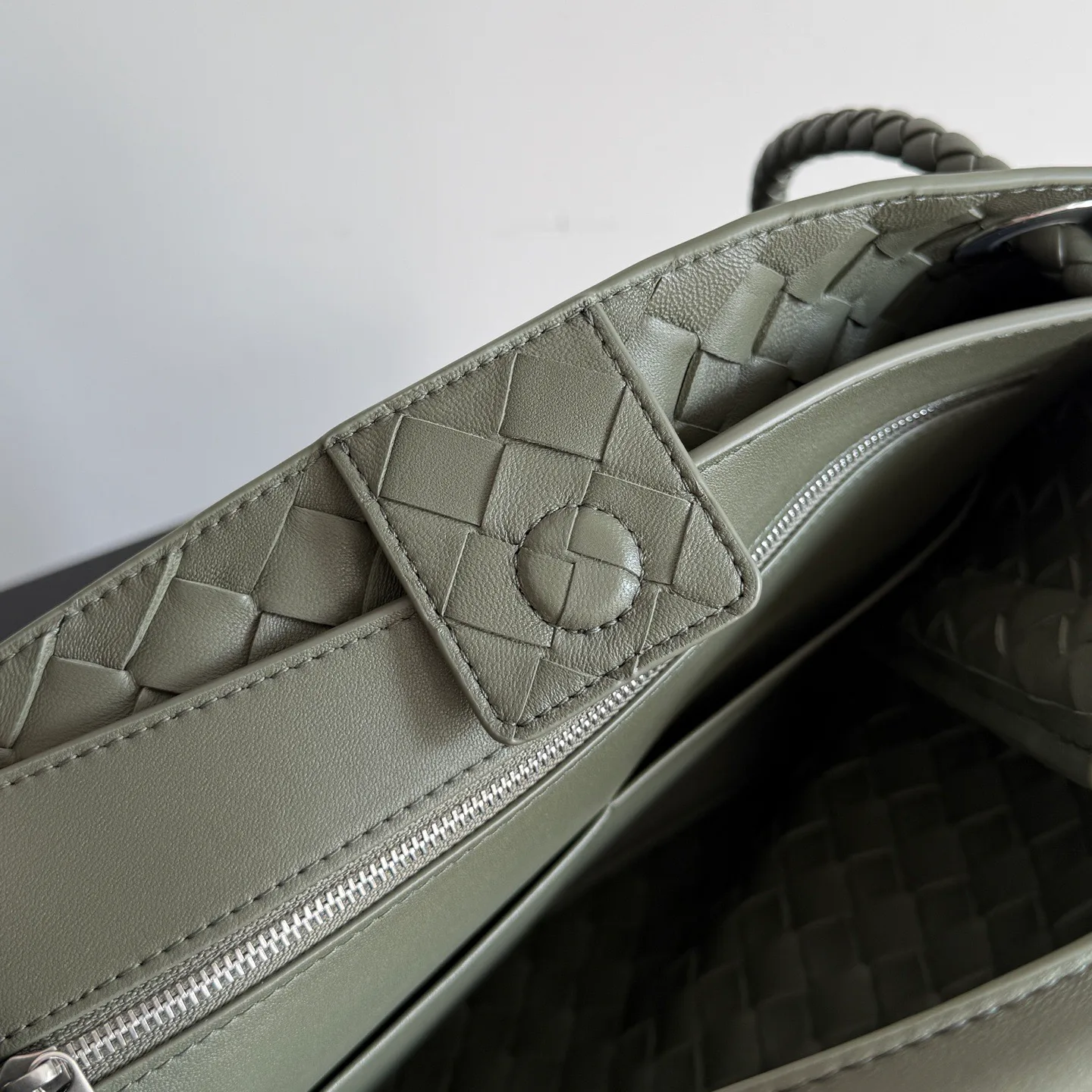 Классические Сумки Женские Bottega Veneta 11496018