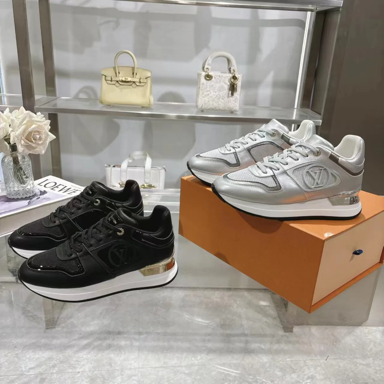 Кроссовки Женские Louis Vuitton 1284519