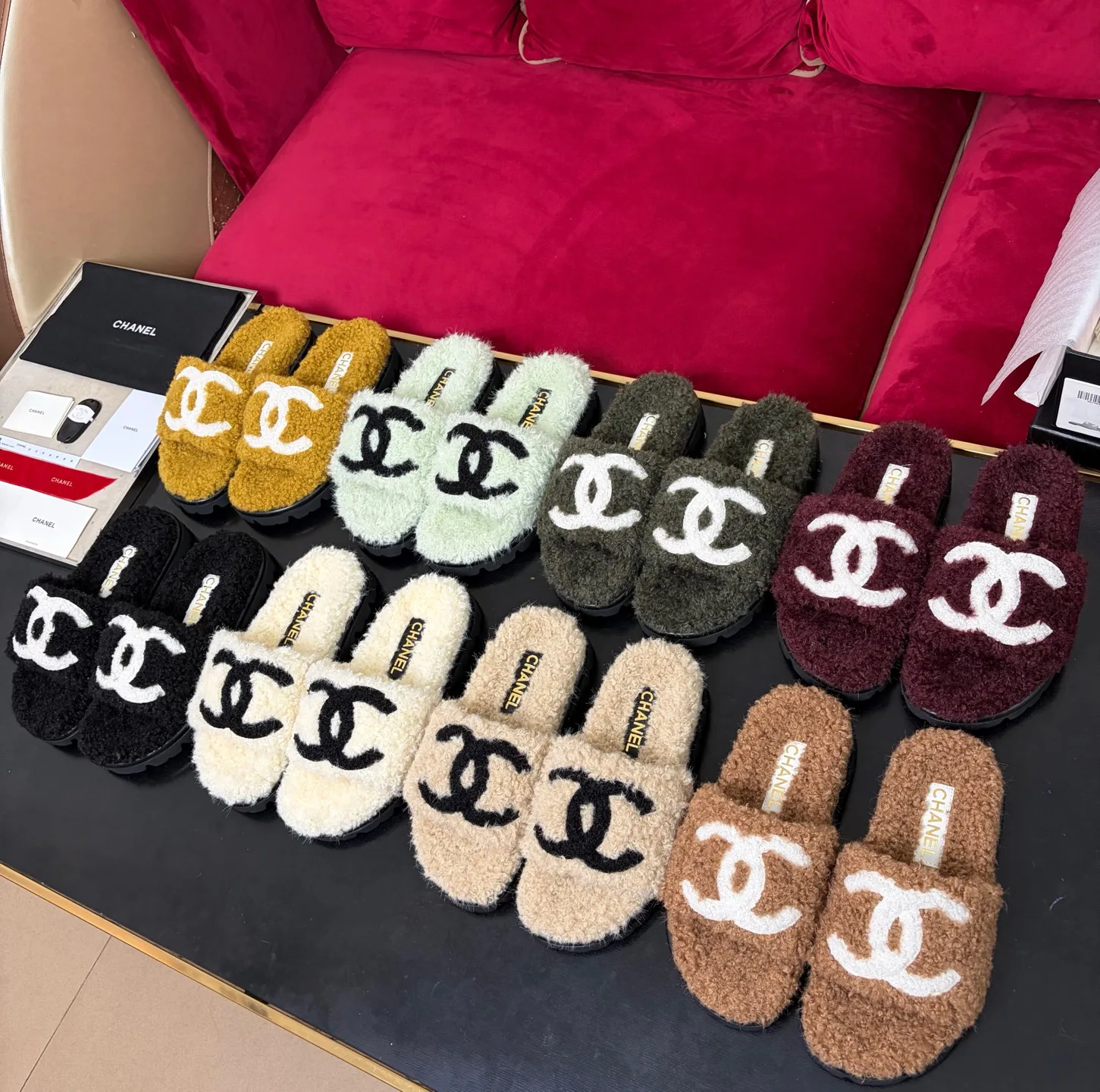Тапочки Женские Chanel 18725774